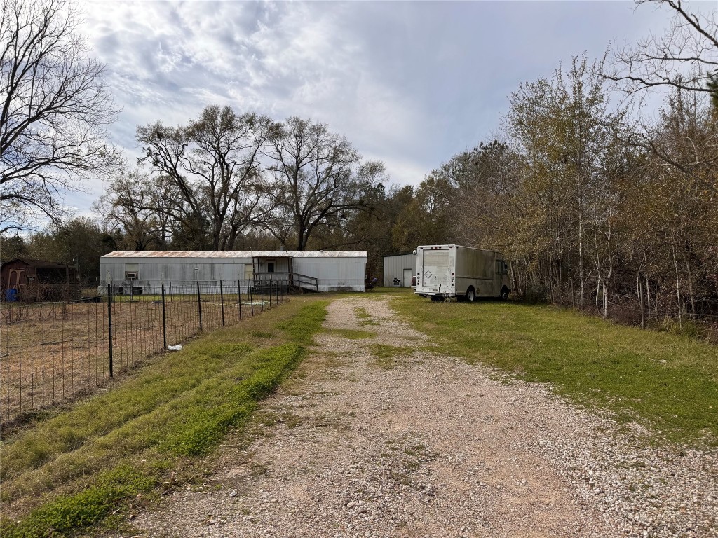 283 County Road 2247 Property Photo 18