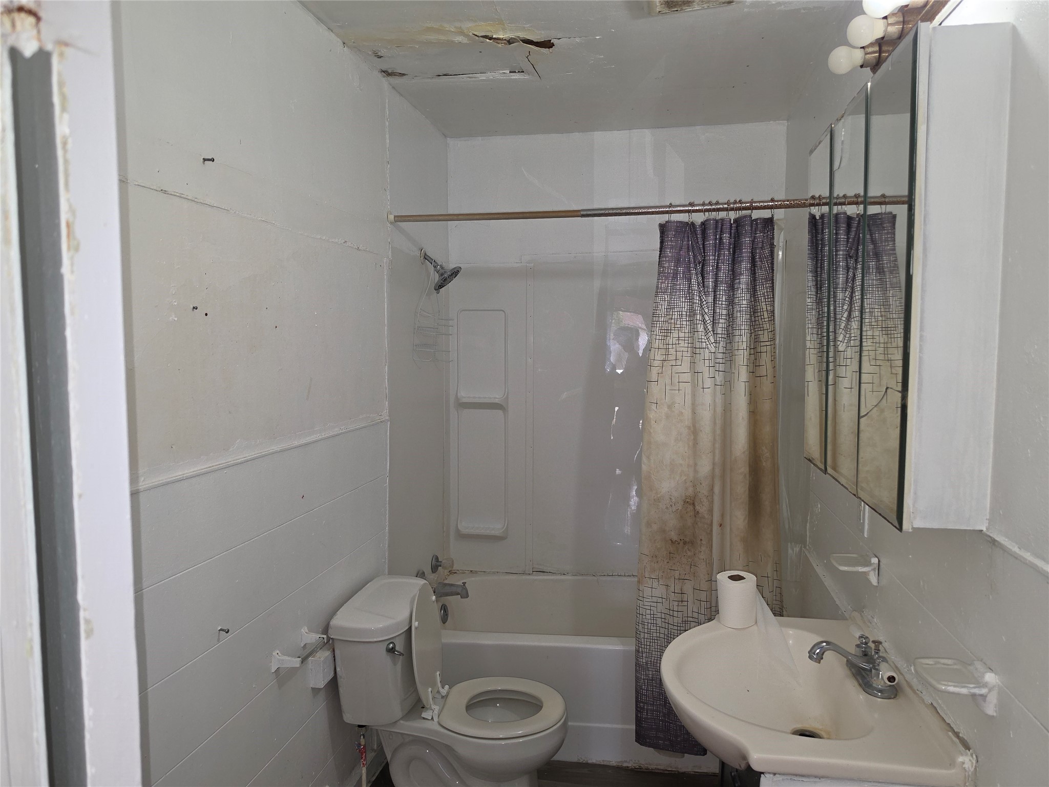 505 Teague Street Property Photo 6