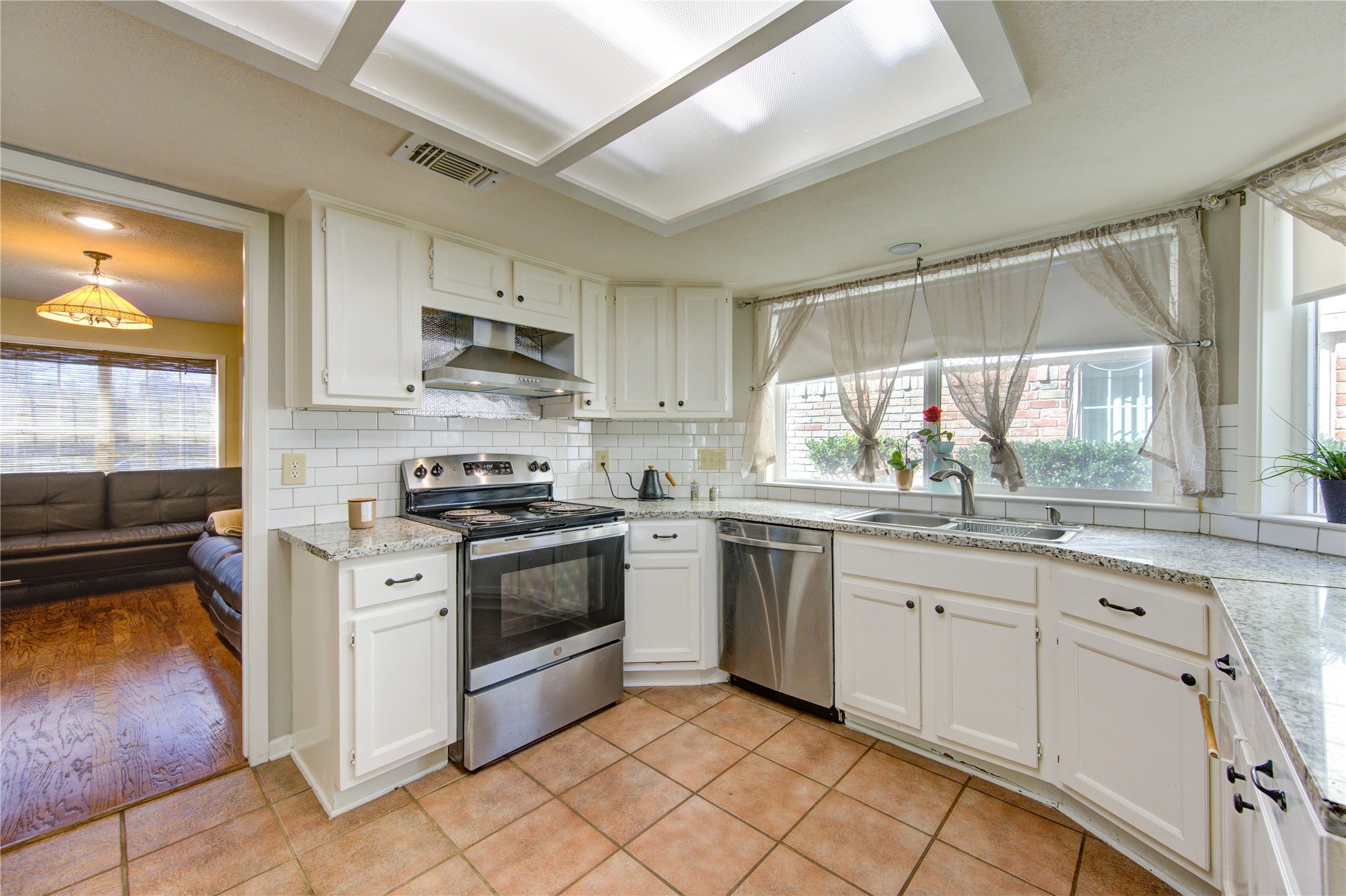 3119 The Highlands Drive Property Photo 17