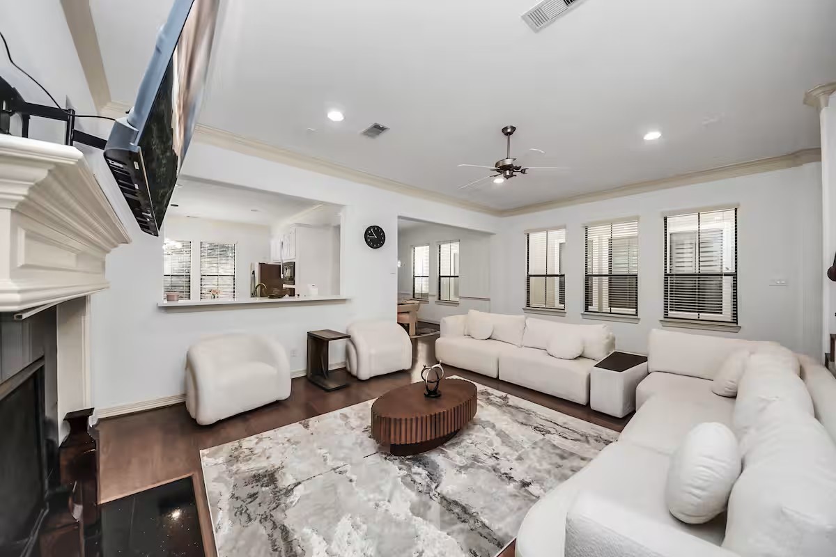11631 Royal Oaks View Property Photo 1