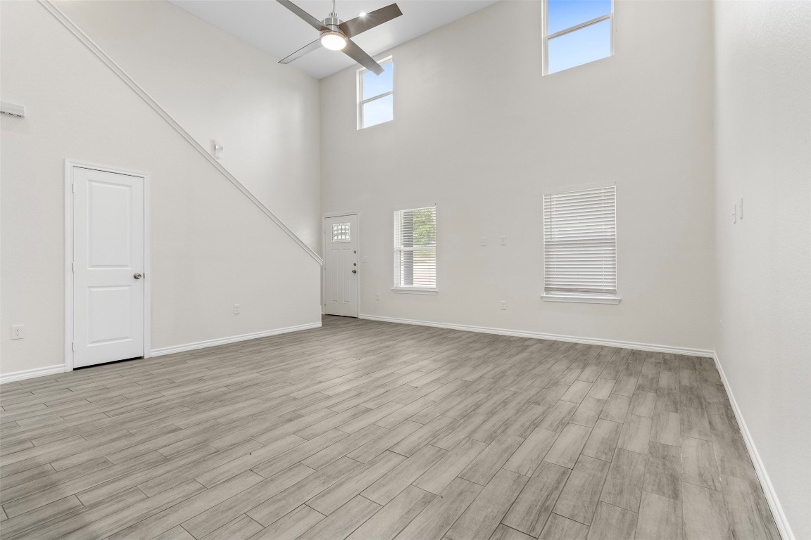 14986 Bonham Lane Property Photo 3