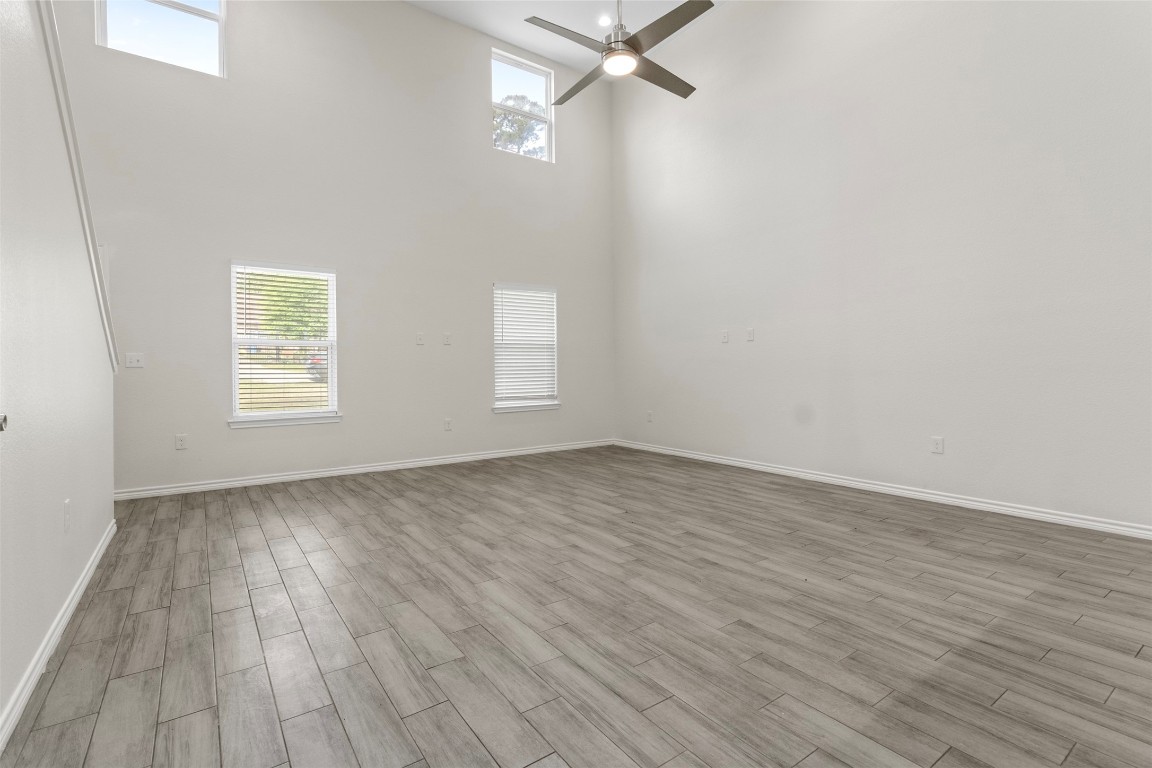 14986 Bonham Lane Property Photo 4
