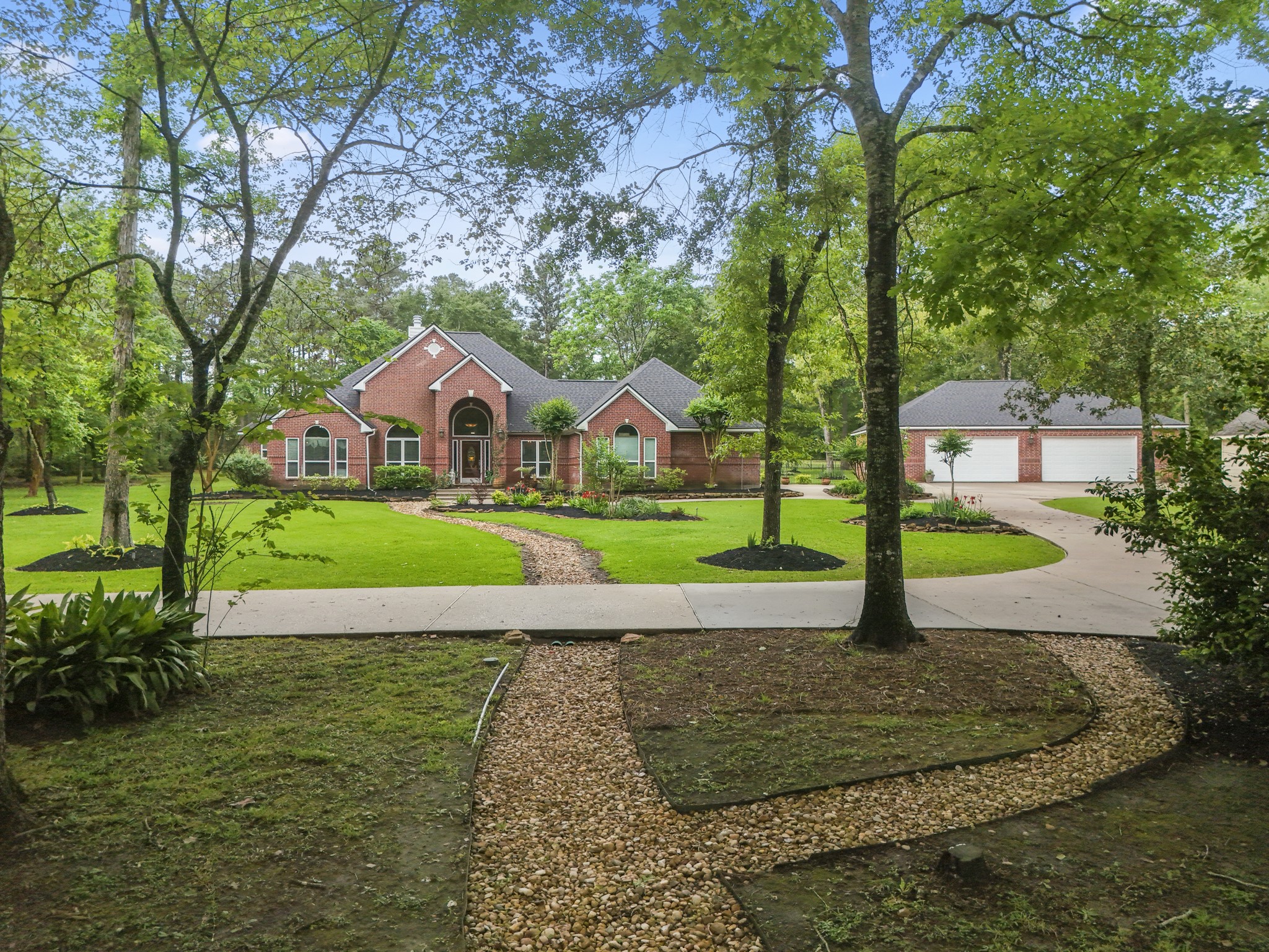 14103 Amber Lane Property Photo 2