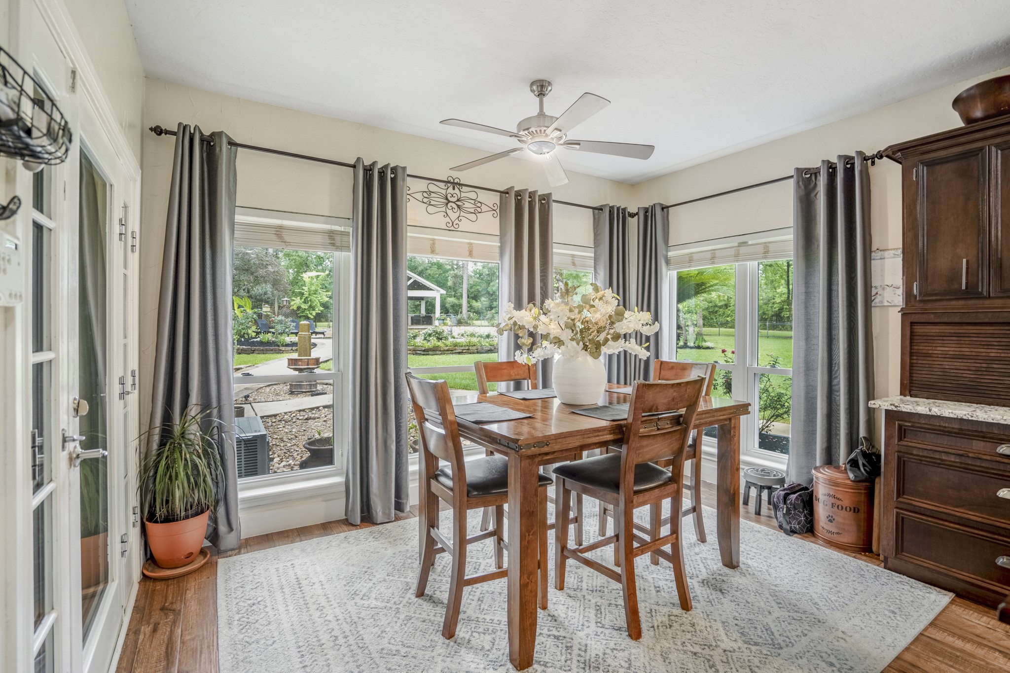 14103 Amber Lane Property Photo 11