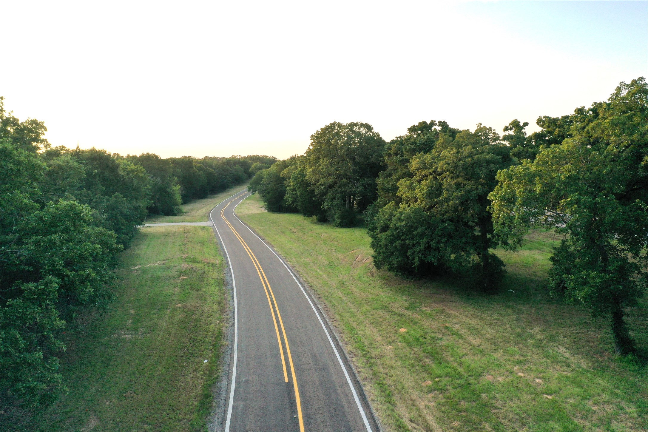 720 Interstate 45 S Property Photo 6