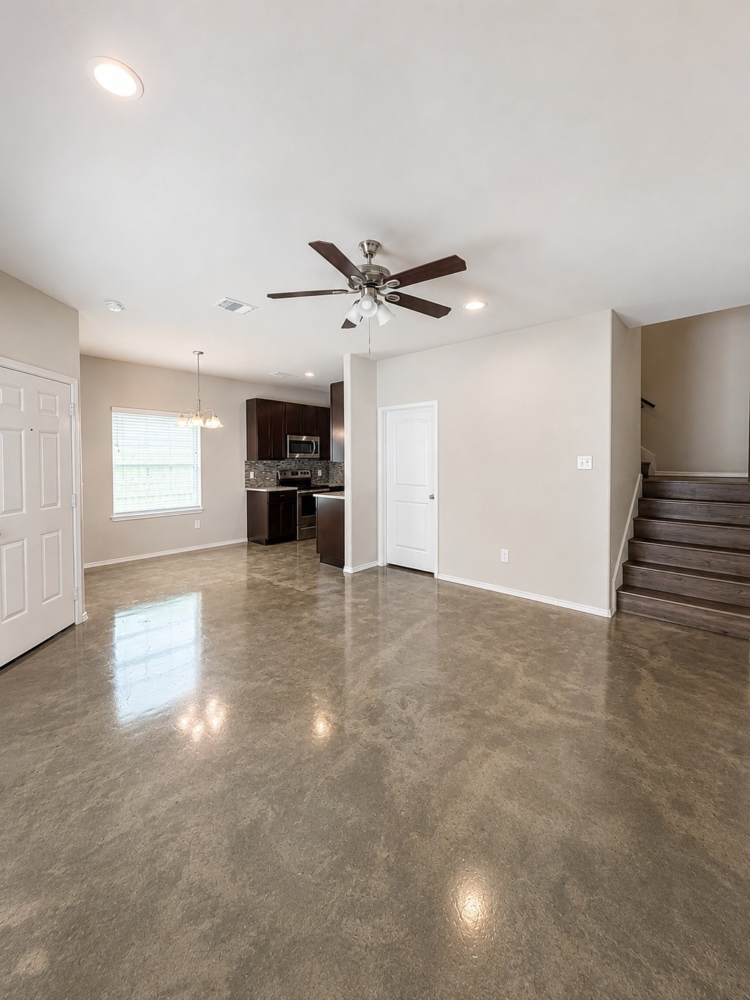 615 Hayman Street Property Photo 19