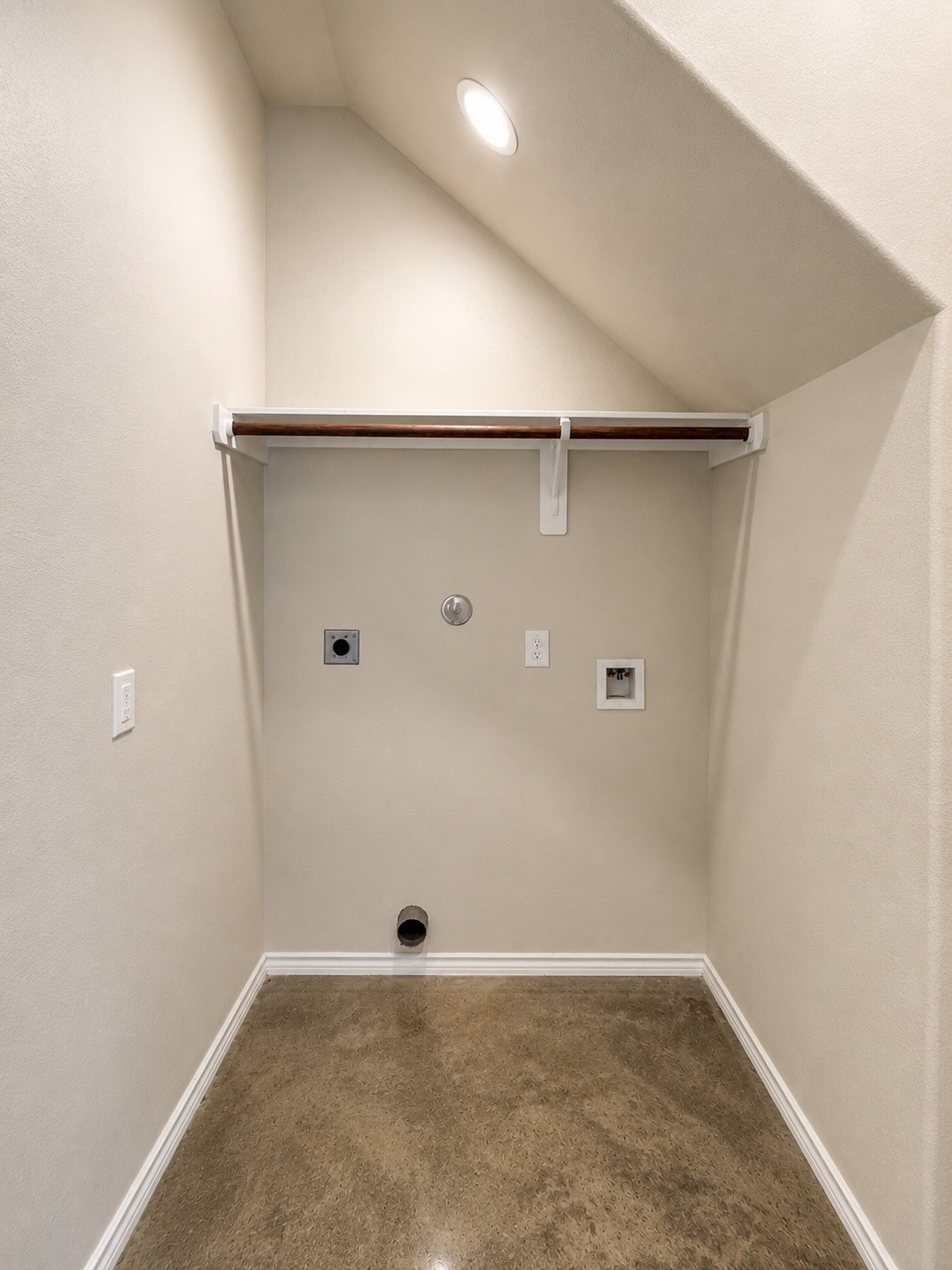 615 Hayman Street Property Photo 22