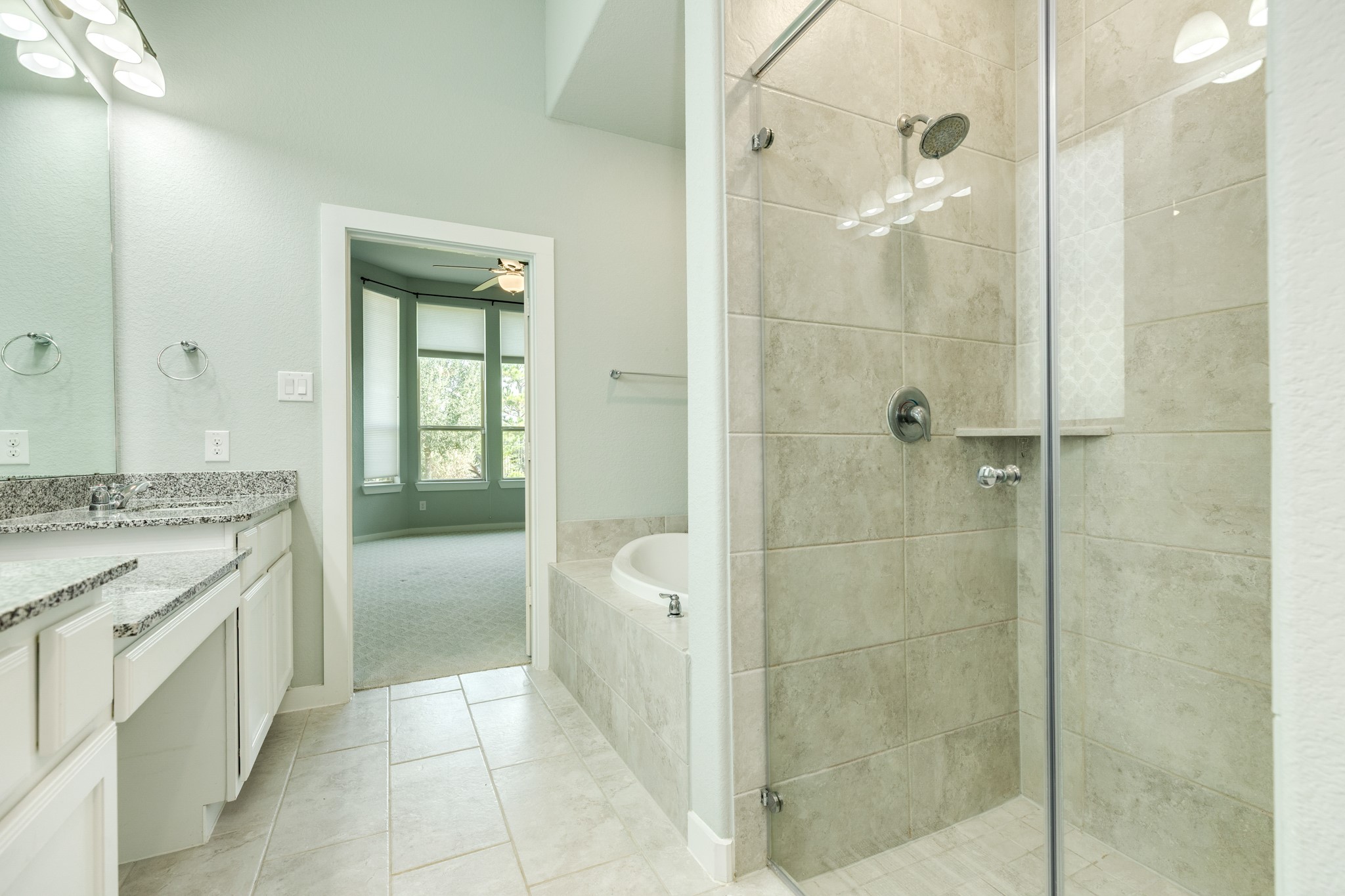 4015 Shackleton Court Property Photo 21