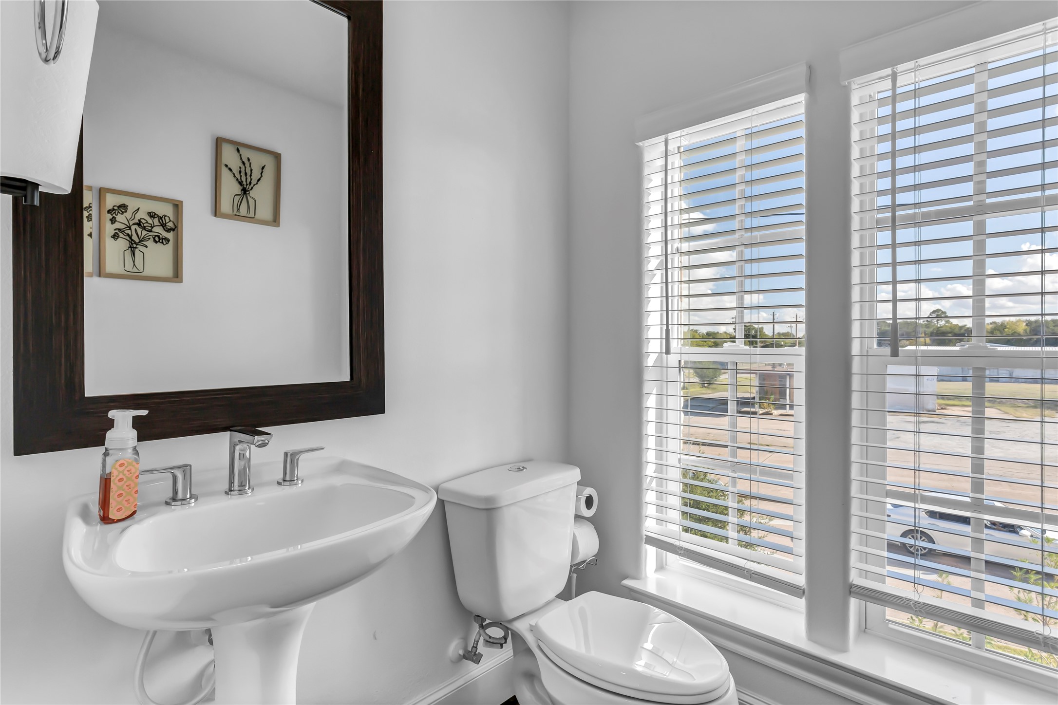 4128 Willowbend Boulevard Property Photo 20