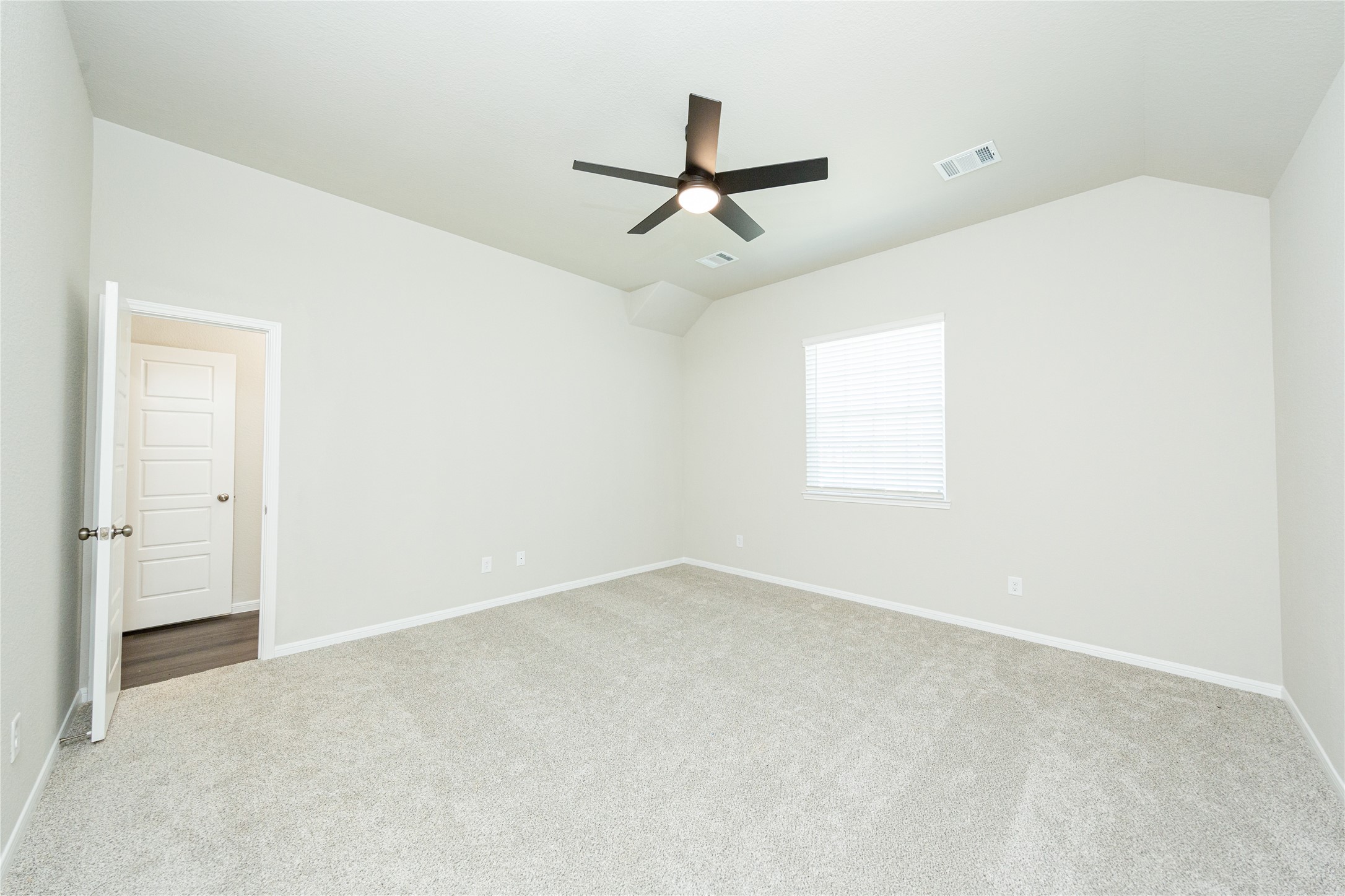 2345 Nooksack Drive Property Photo 12