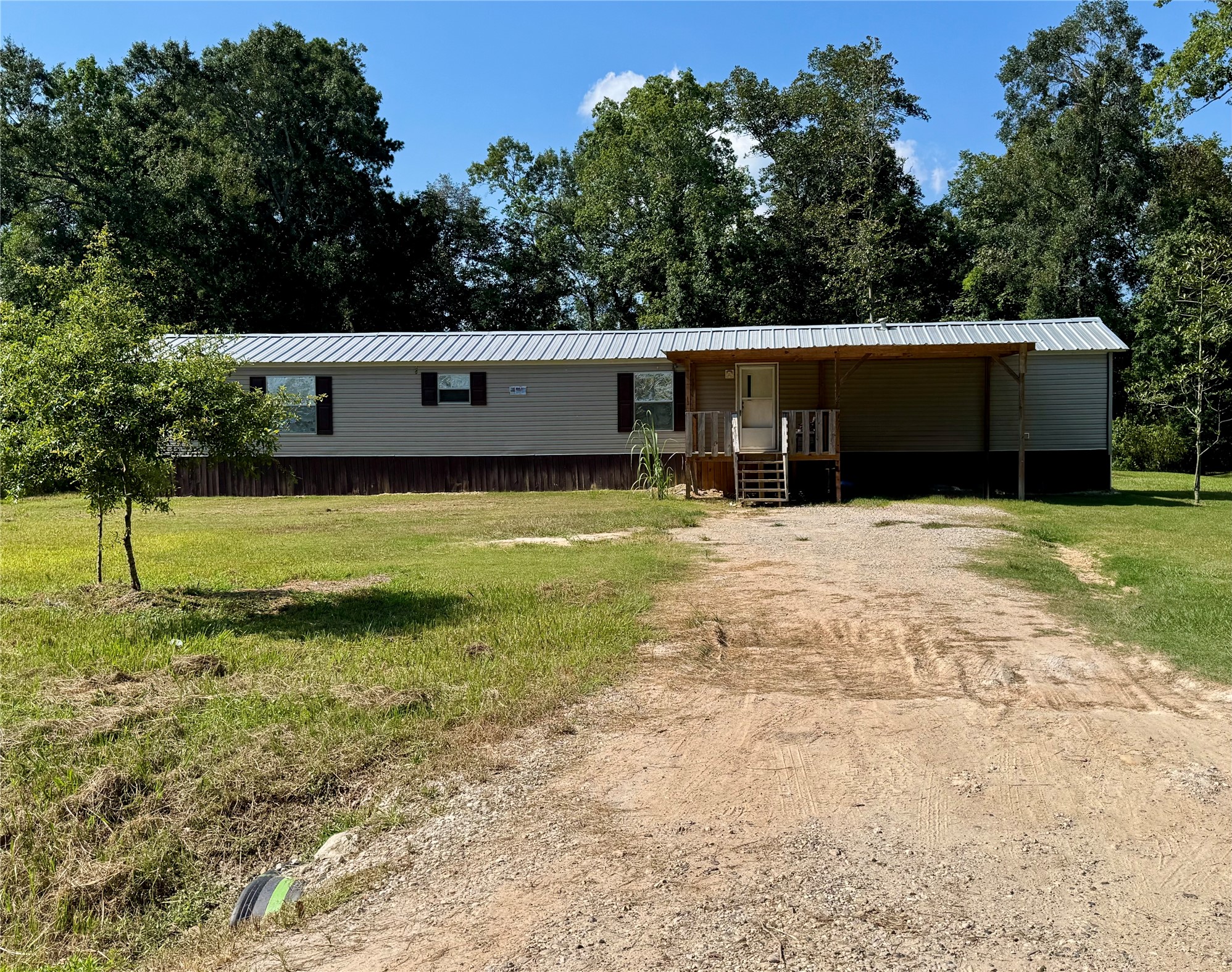 511 County Road 2218 Property Photo 1