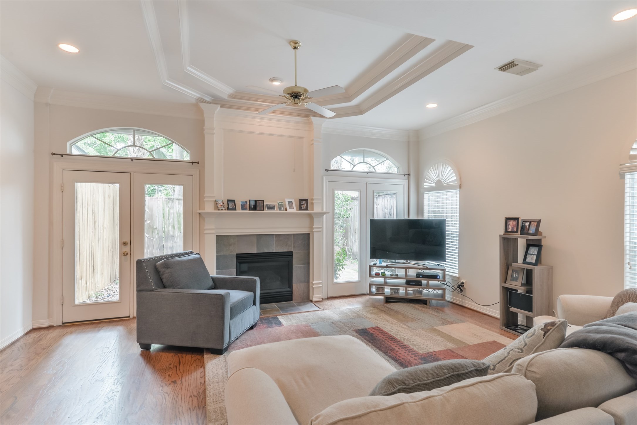 5413 Rose Street Property Photo 4