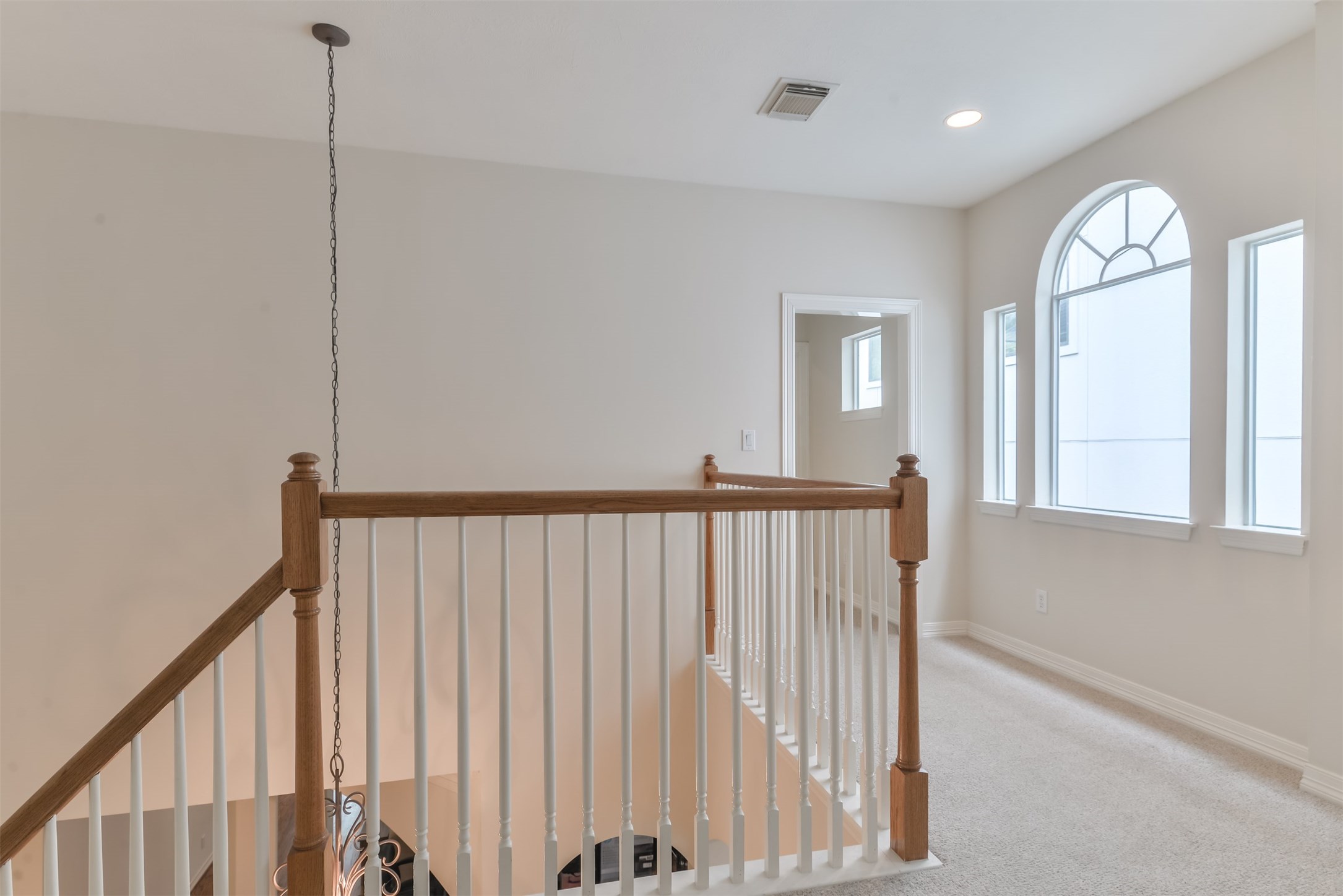 5413 Rose Street Property Photo 9