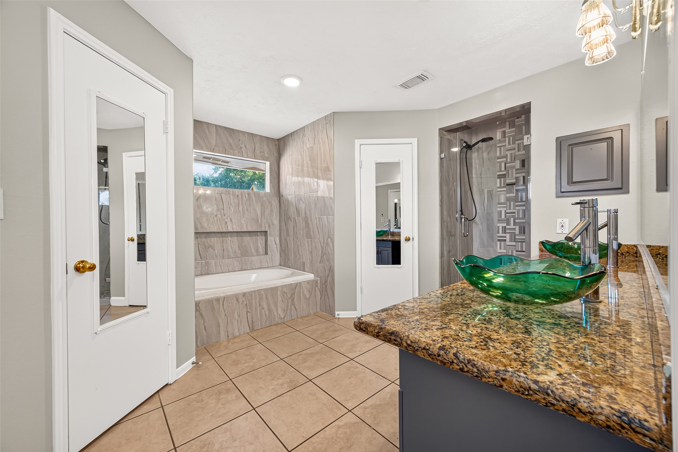 17626 Coventry Squire Drive Property Photo 24