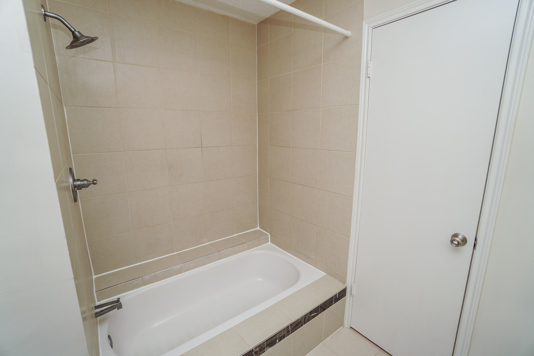 2910 Grants Lake Boulevard 1505 Property Photo 25
