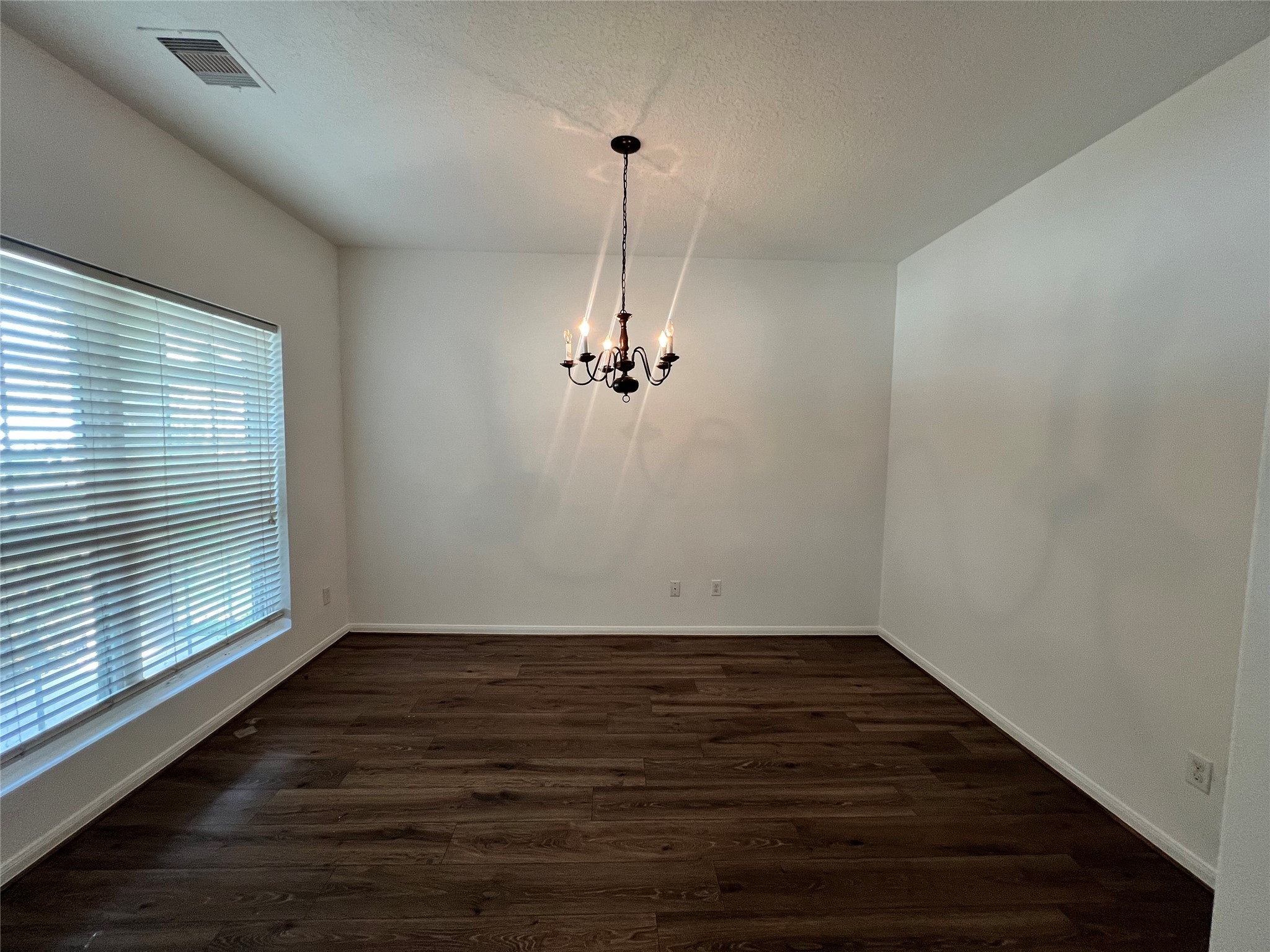 5119 Forest Terrace Drive Property Photo 5