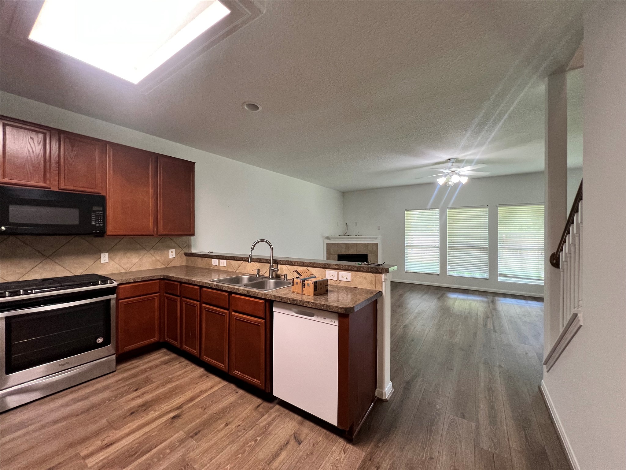 5119 Forest Terrace Drive Property Photo 8