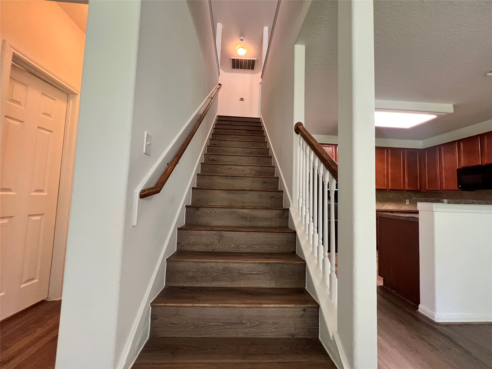 5119 Forest Terrace Drive Property Photo 21