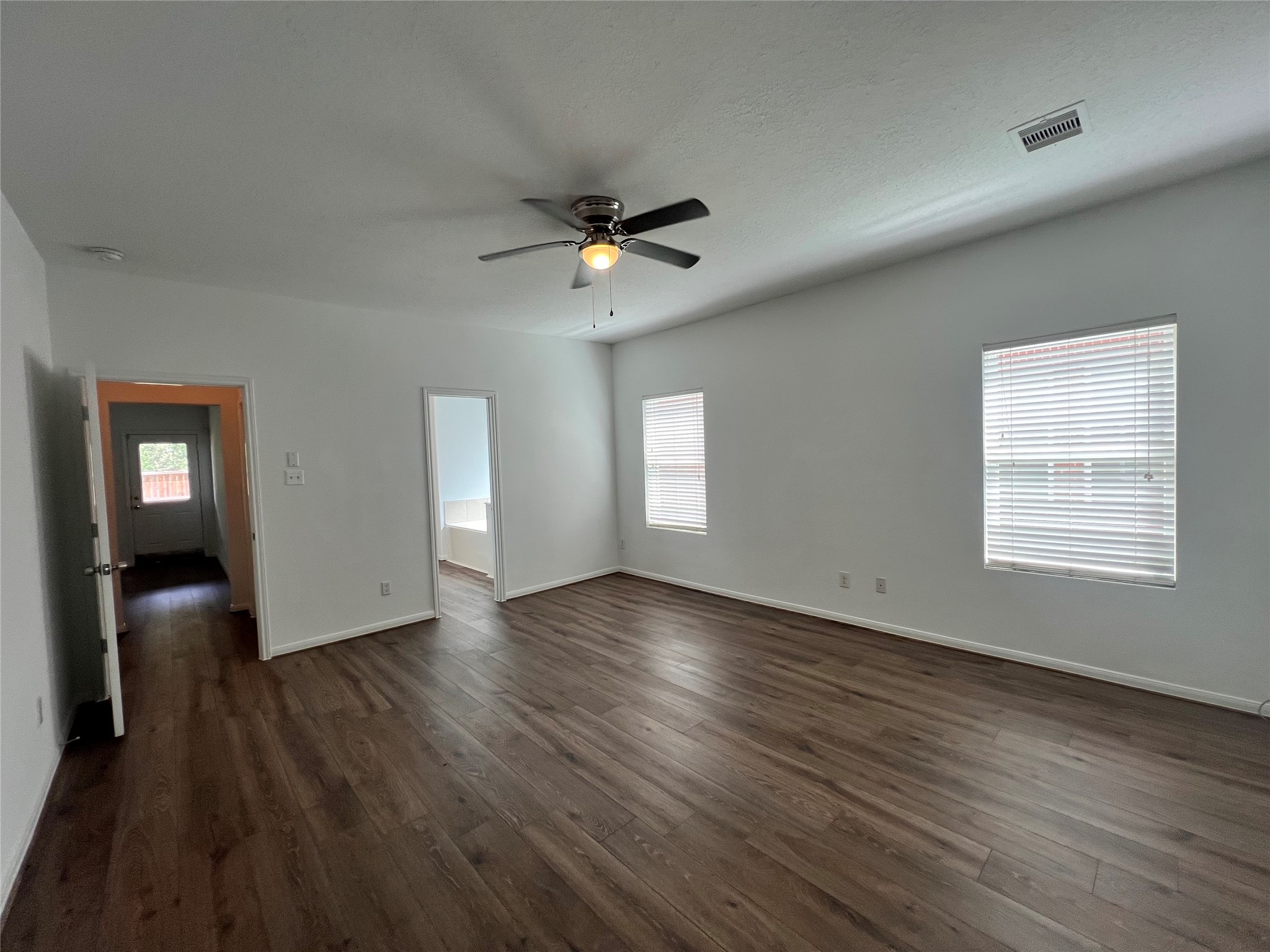5119 Forest Terrace Drive Property Photo 24