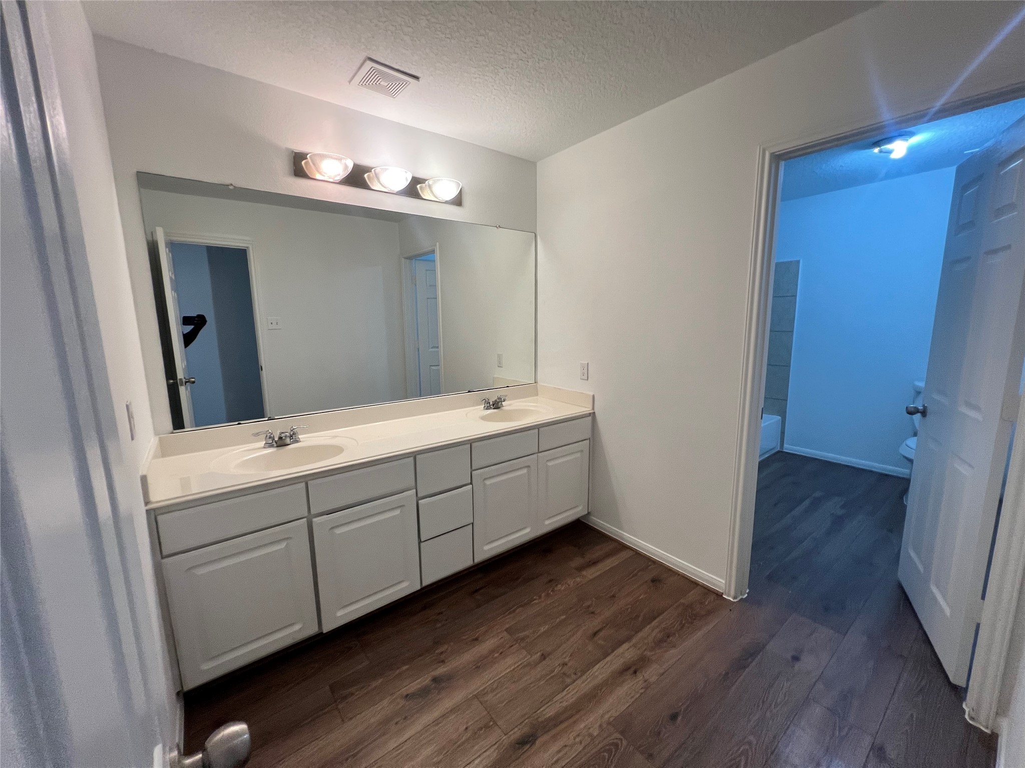 5119 Forest Terrace Drive Property Photo 34