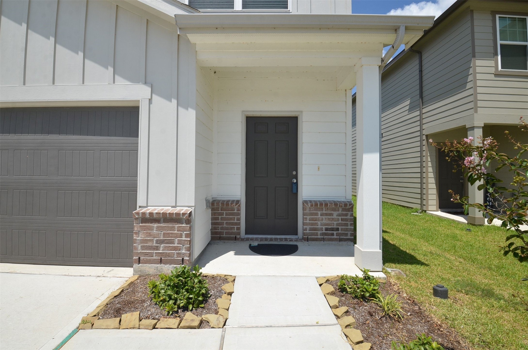 8627 Vacek Crossing Way Property Photo 2