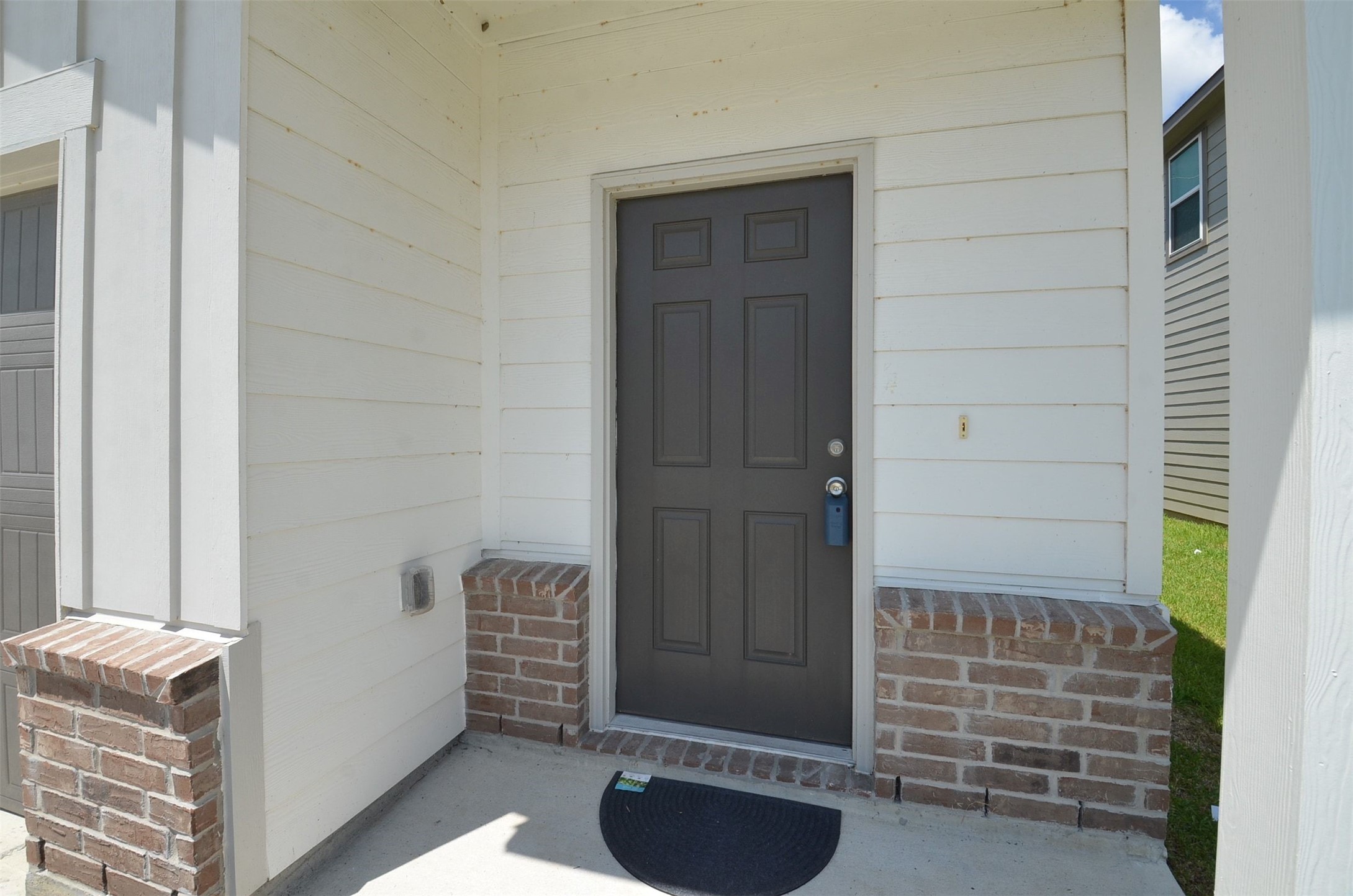 8627 Vacek Crossing Way Property Photo 3