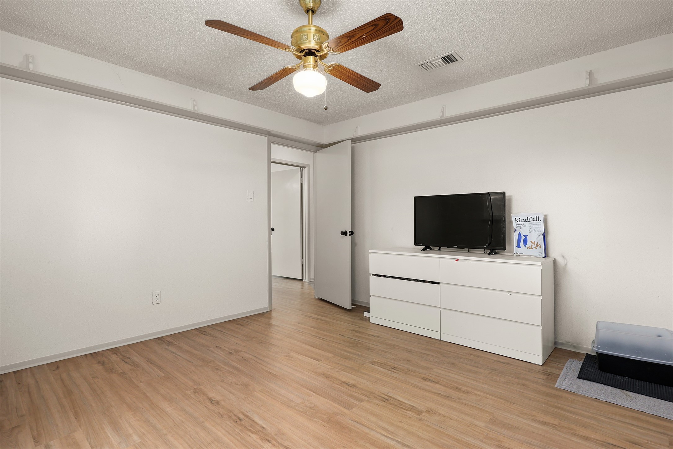 1406 New Orleans Street Property Photo 24