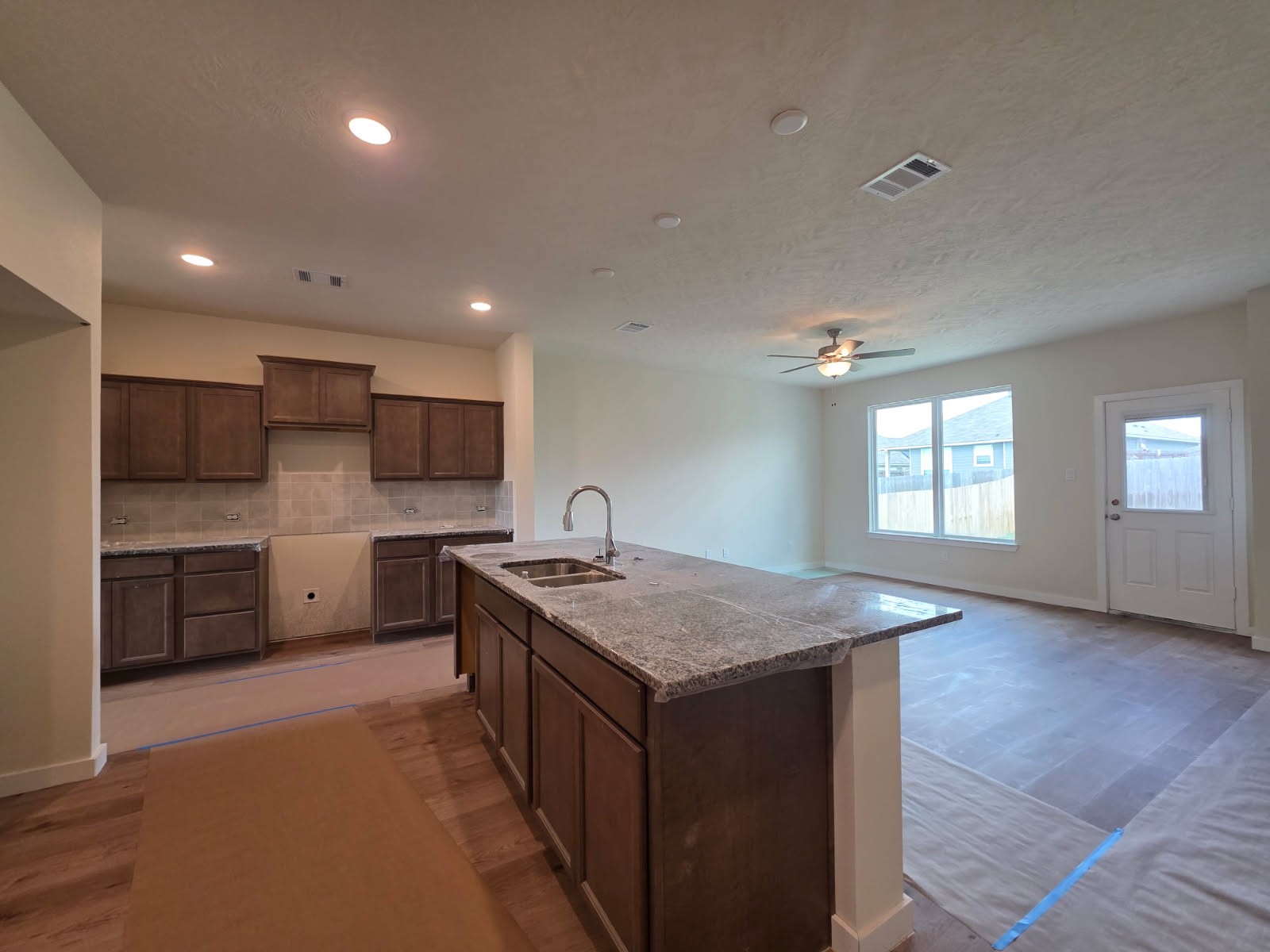 1499 Lake Ridge Drive Property Photo 2