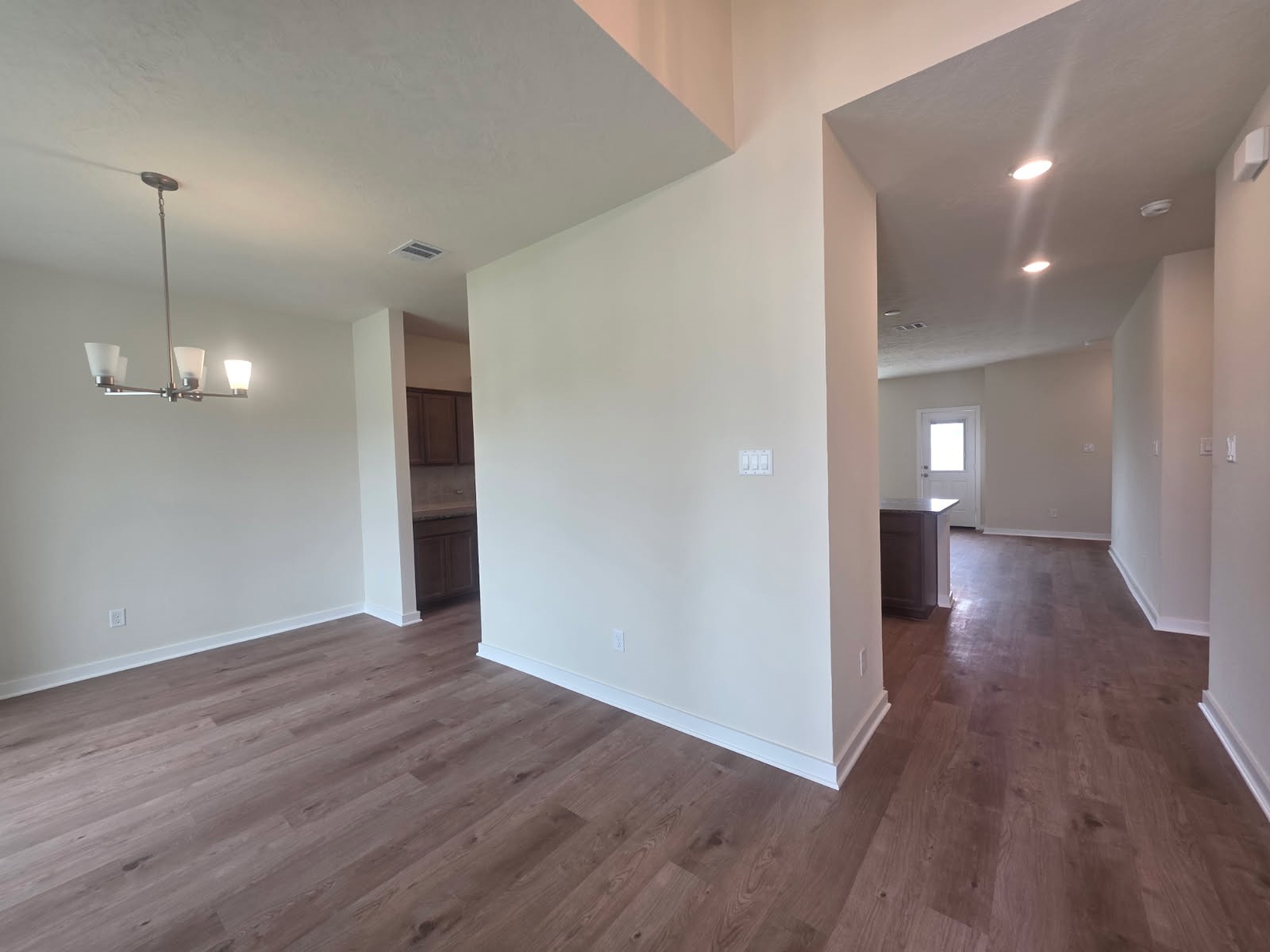 1499 Lake Ridge Drive Property Photo 3