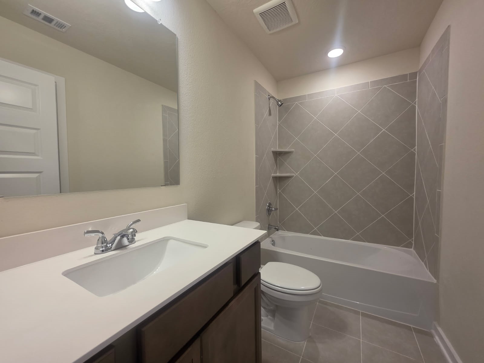 1499 Lake Ridge Drive Property Photo 15