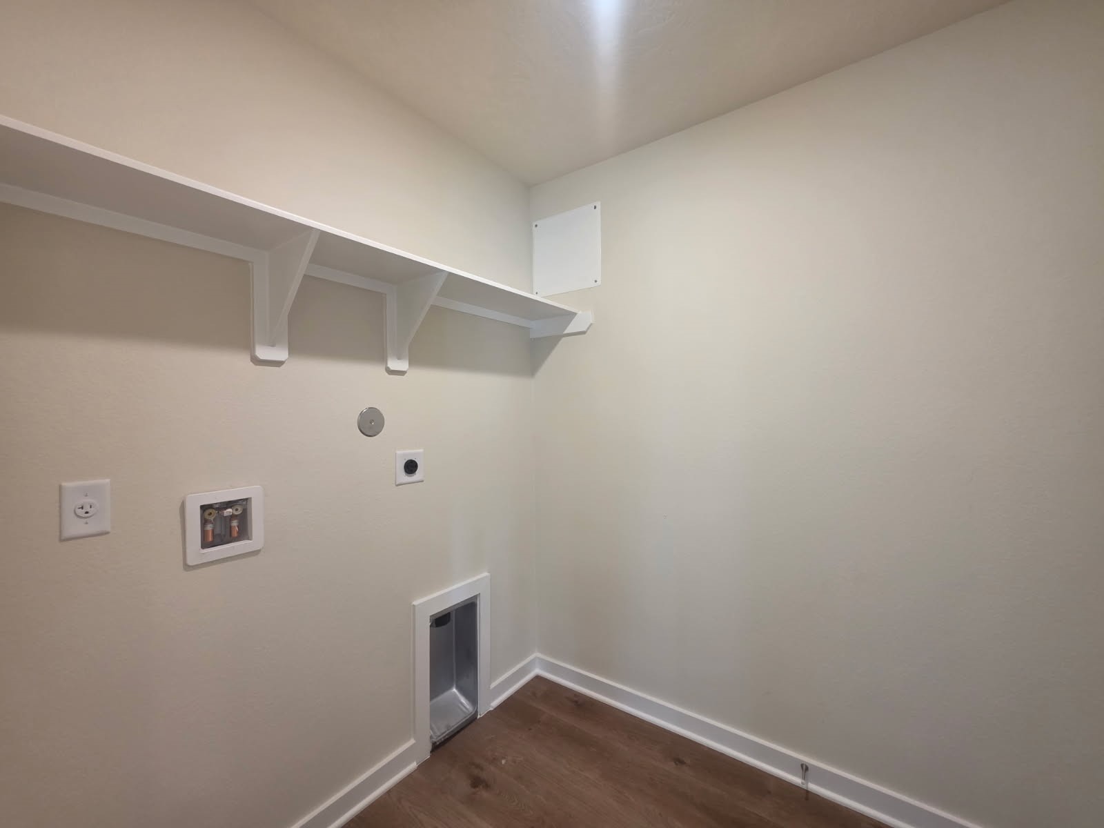 1499 Lake Ridge Drive Property Photo 16