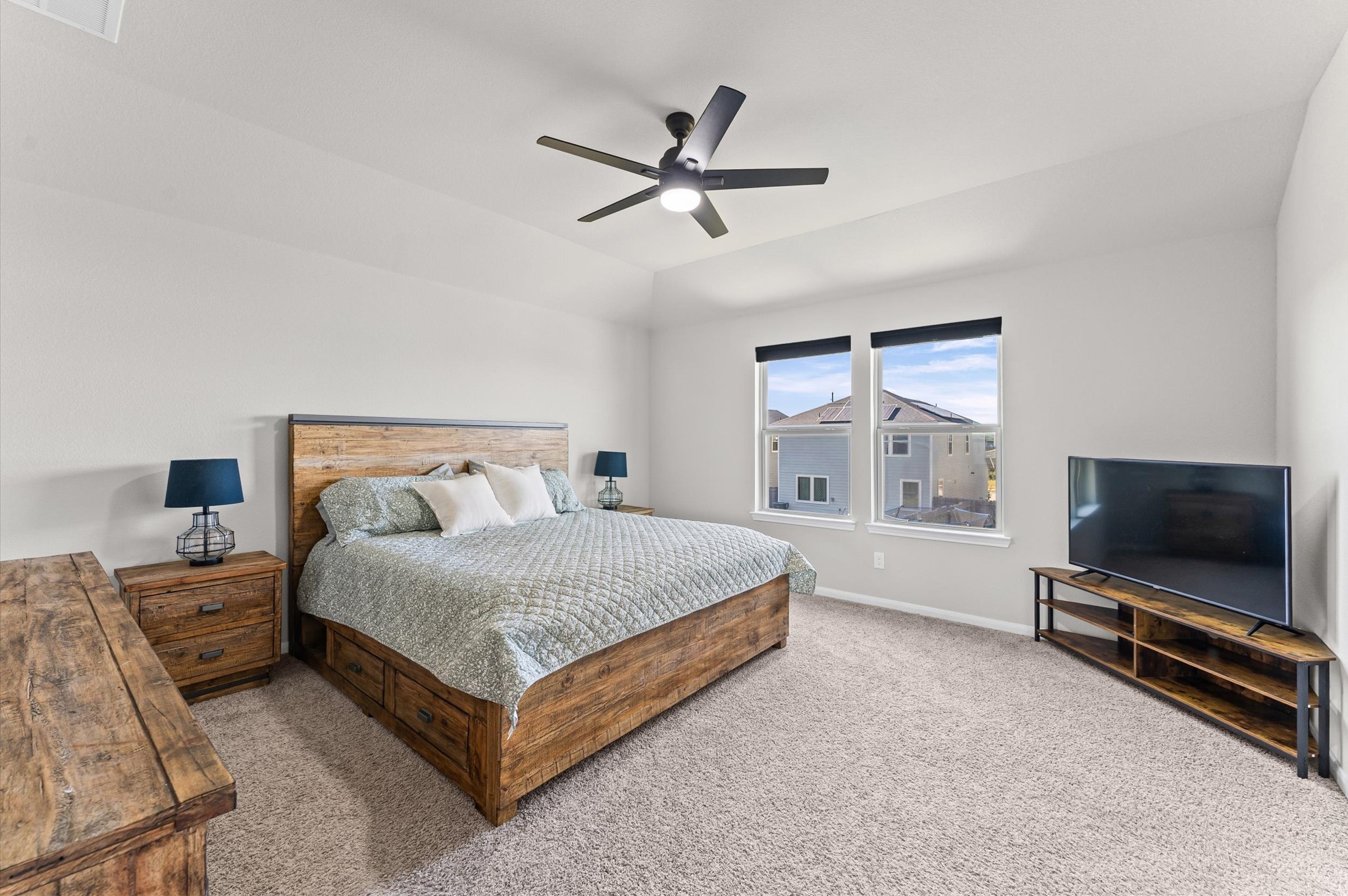 5343 Marisol Cove Drive Property Photo 16