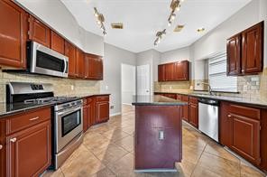 6307 Box Bluff Court Property Photo 21