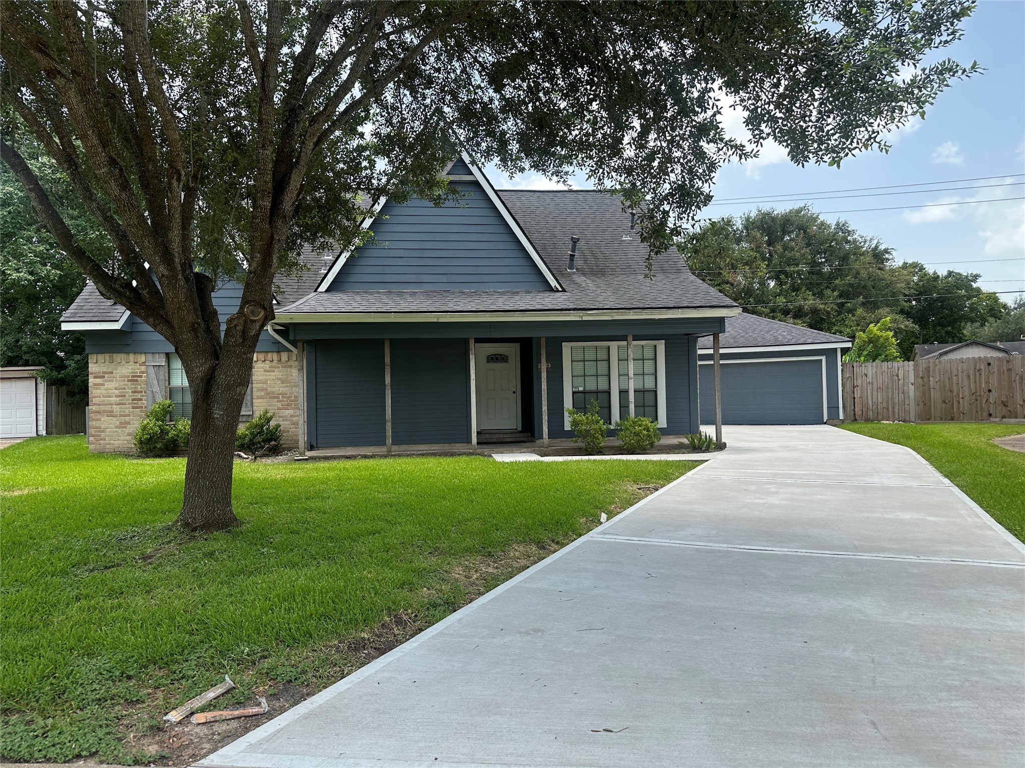 2523 Castle Place Property Photo 2