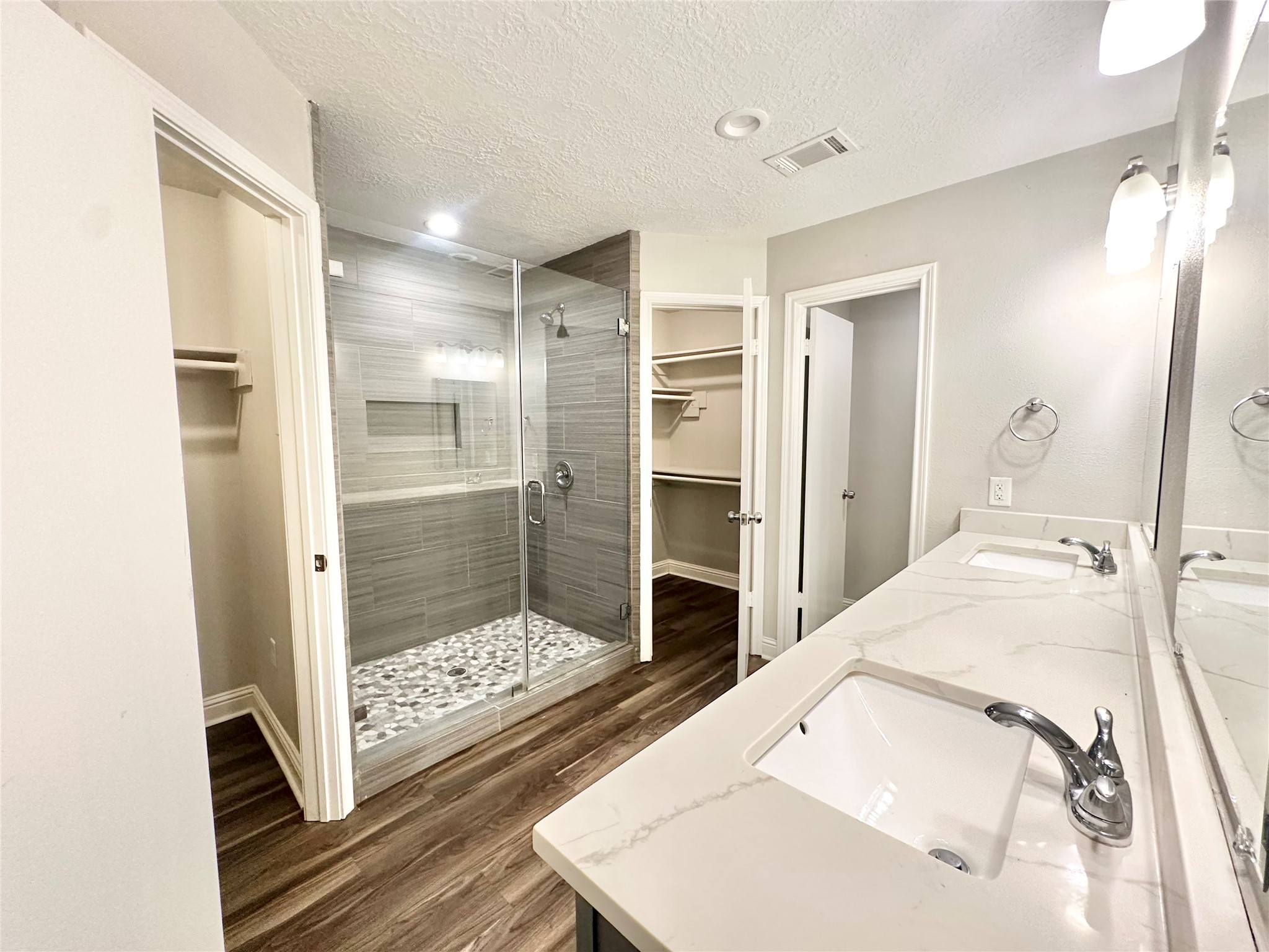 2523 Castle Place Property Photo 13