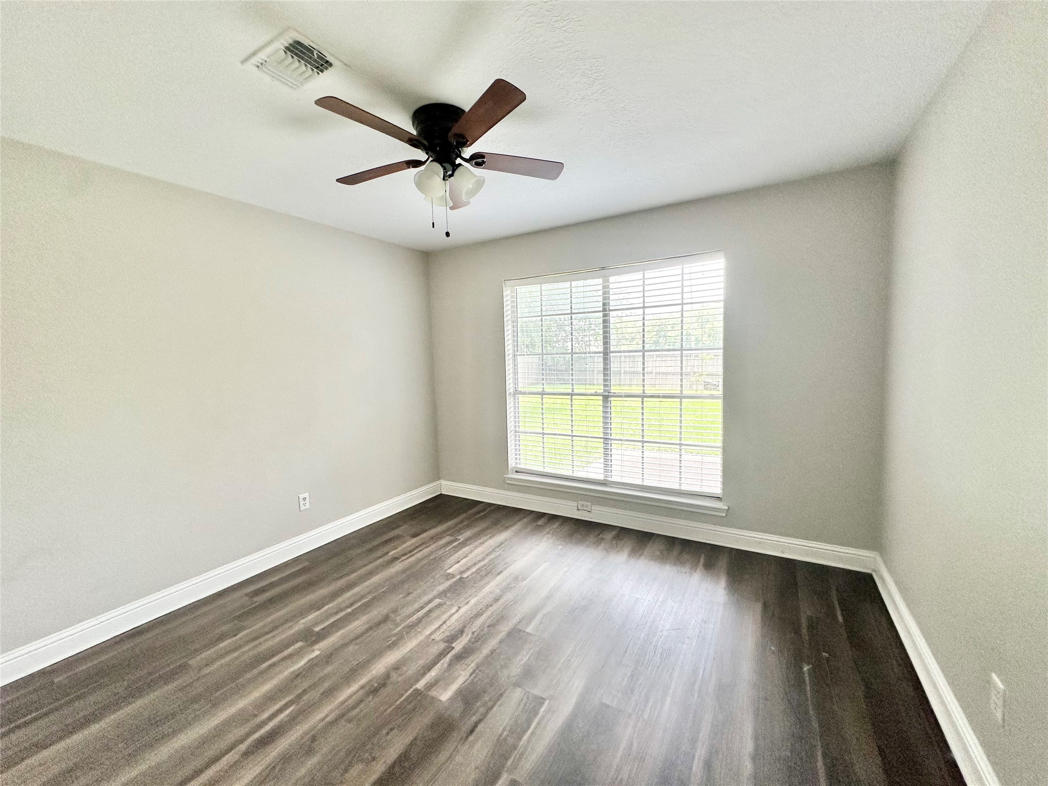 2523 Castle Place Property Photo 15