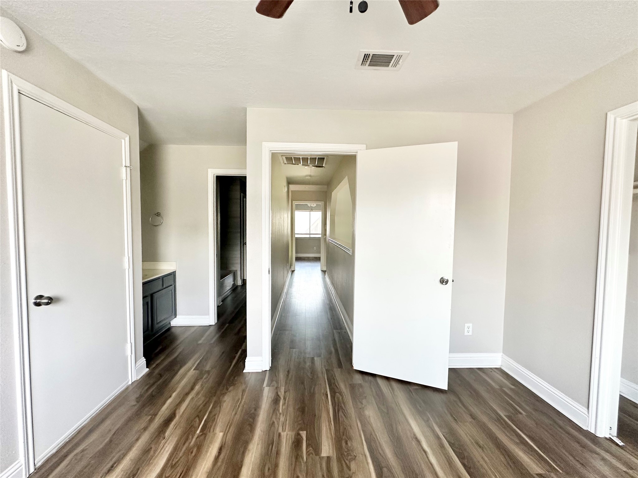 2523 Castle Place Property Photo 23