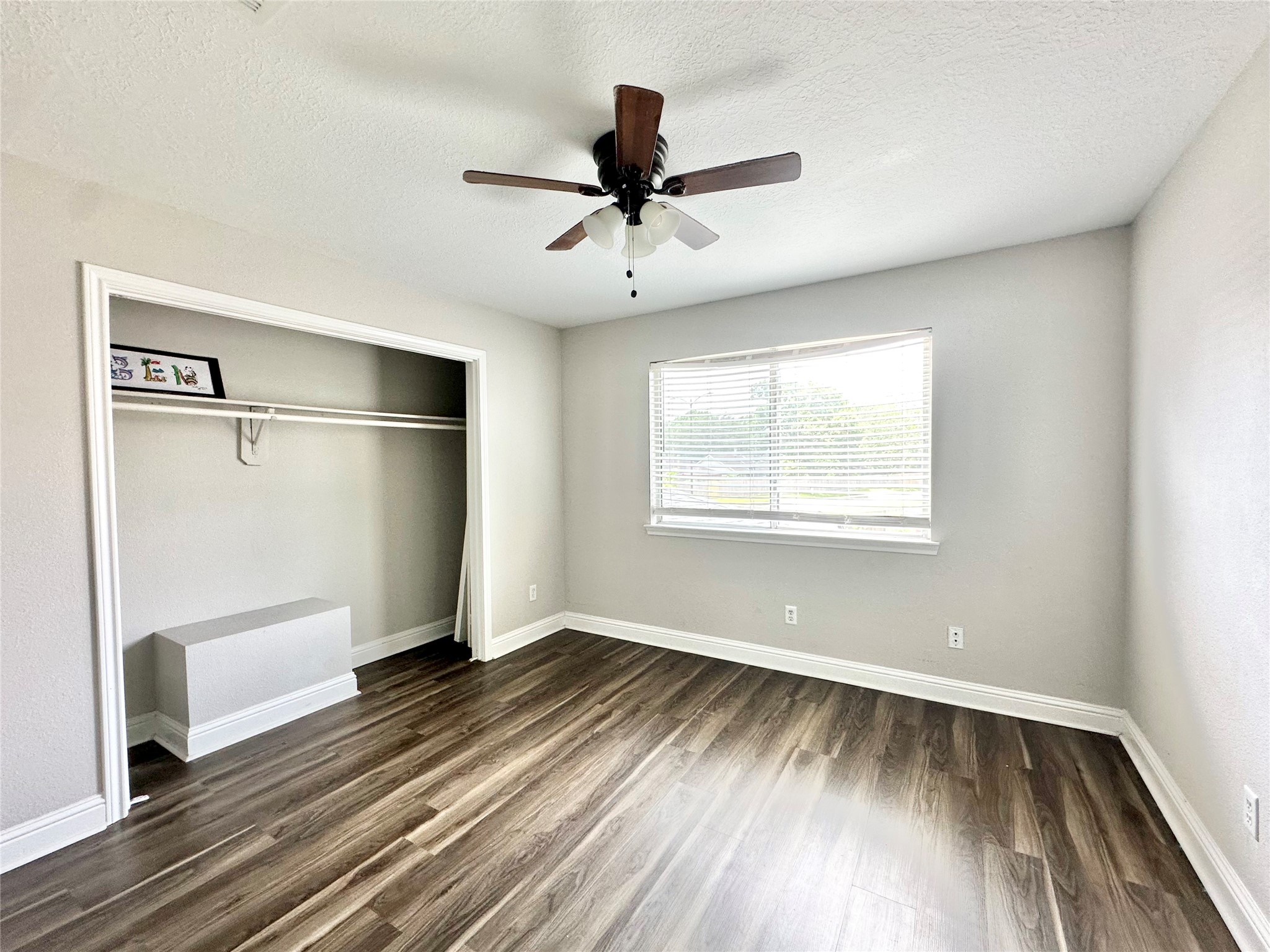 2523 Castle Place Property Photo 24