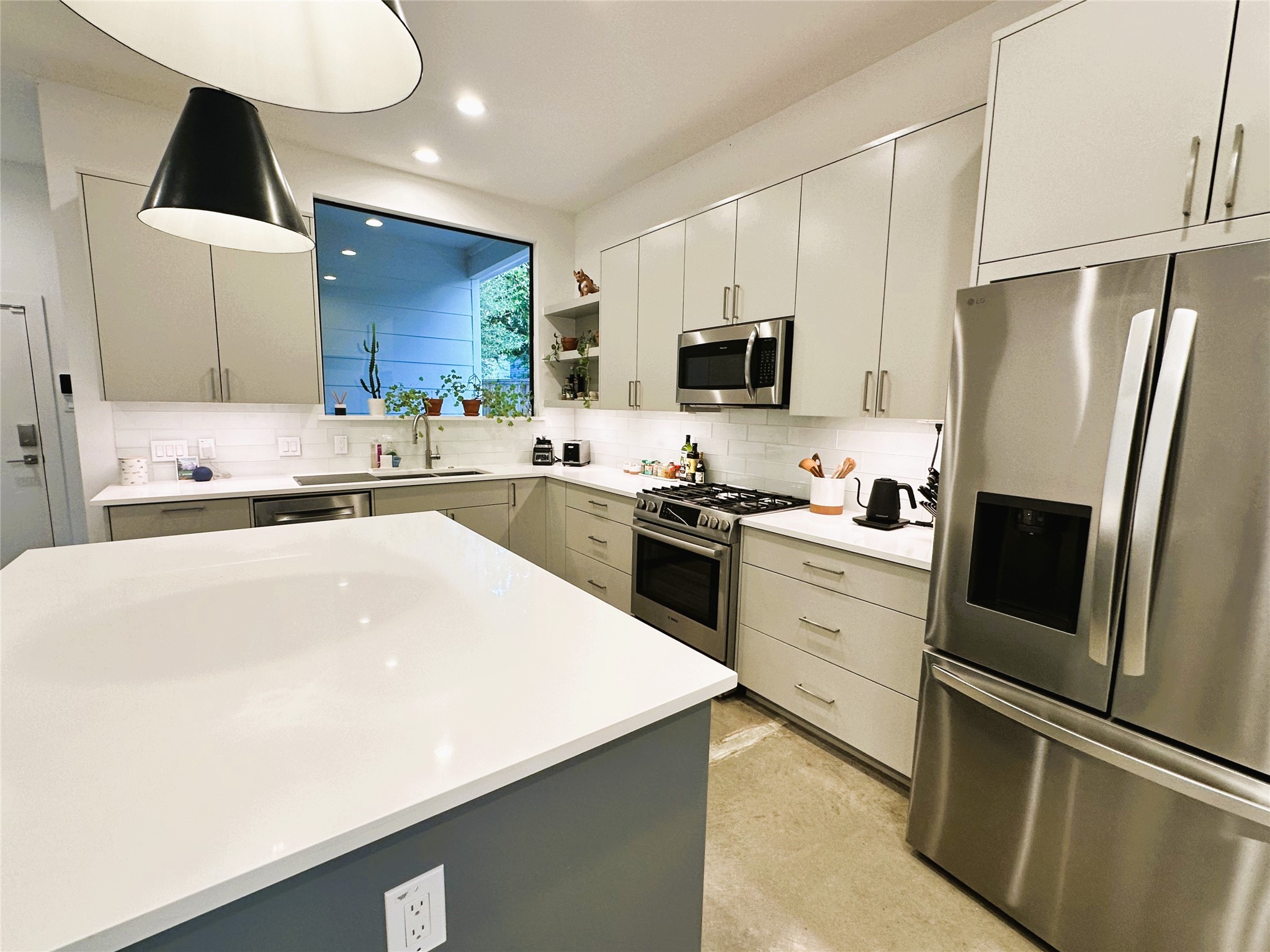 805 Dorothy Street A Property Photo 6