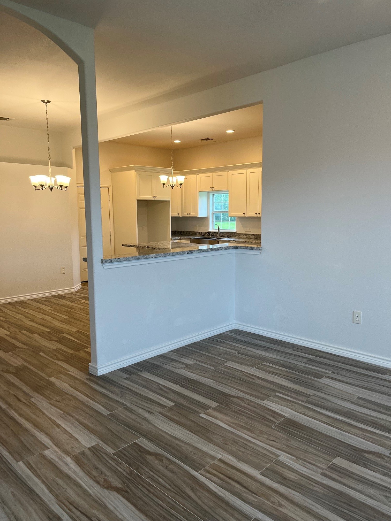 2415 Kenning Road Property Photo 10