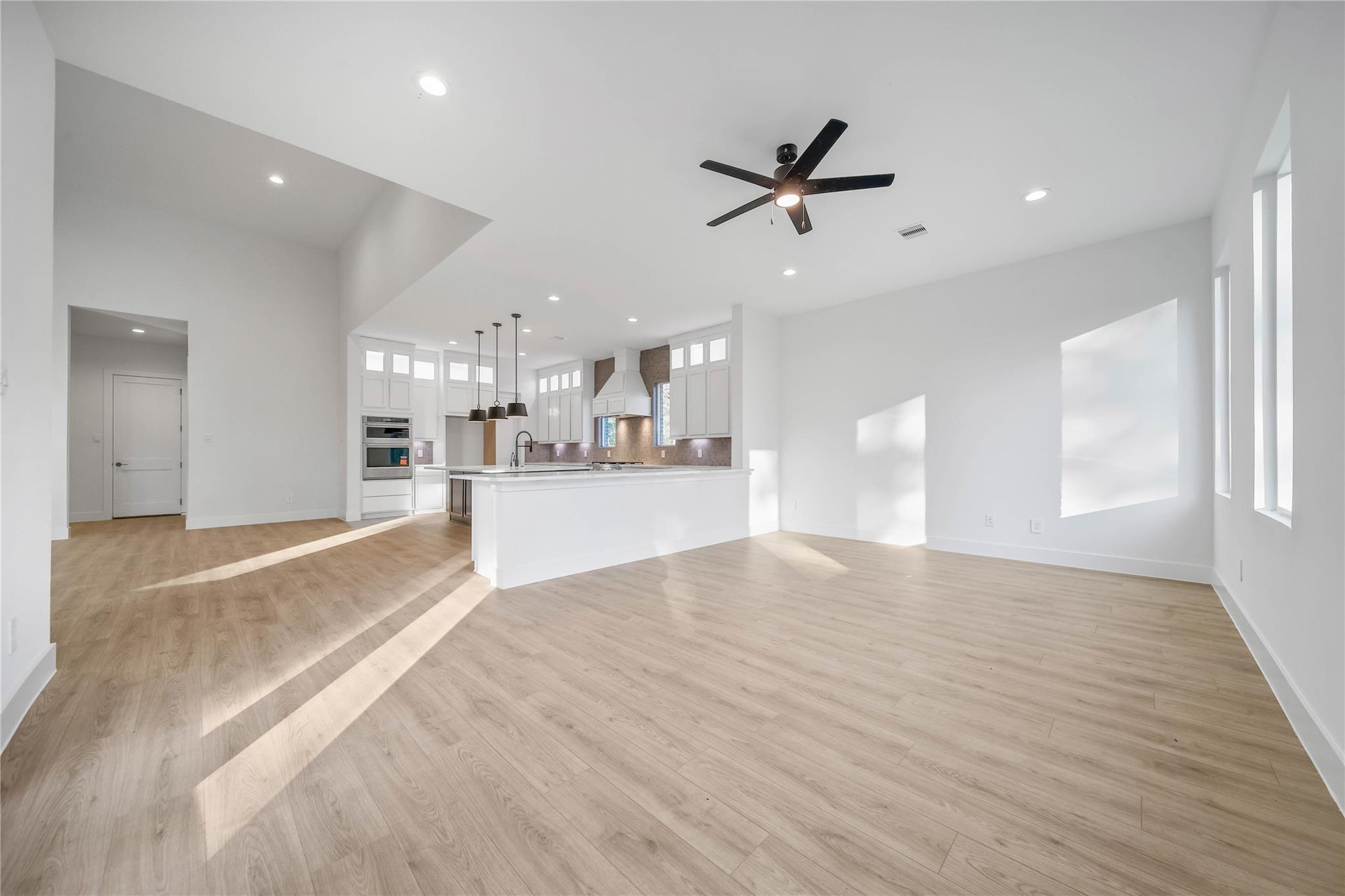 343 Louvenia Court Property Photo 15