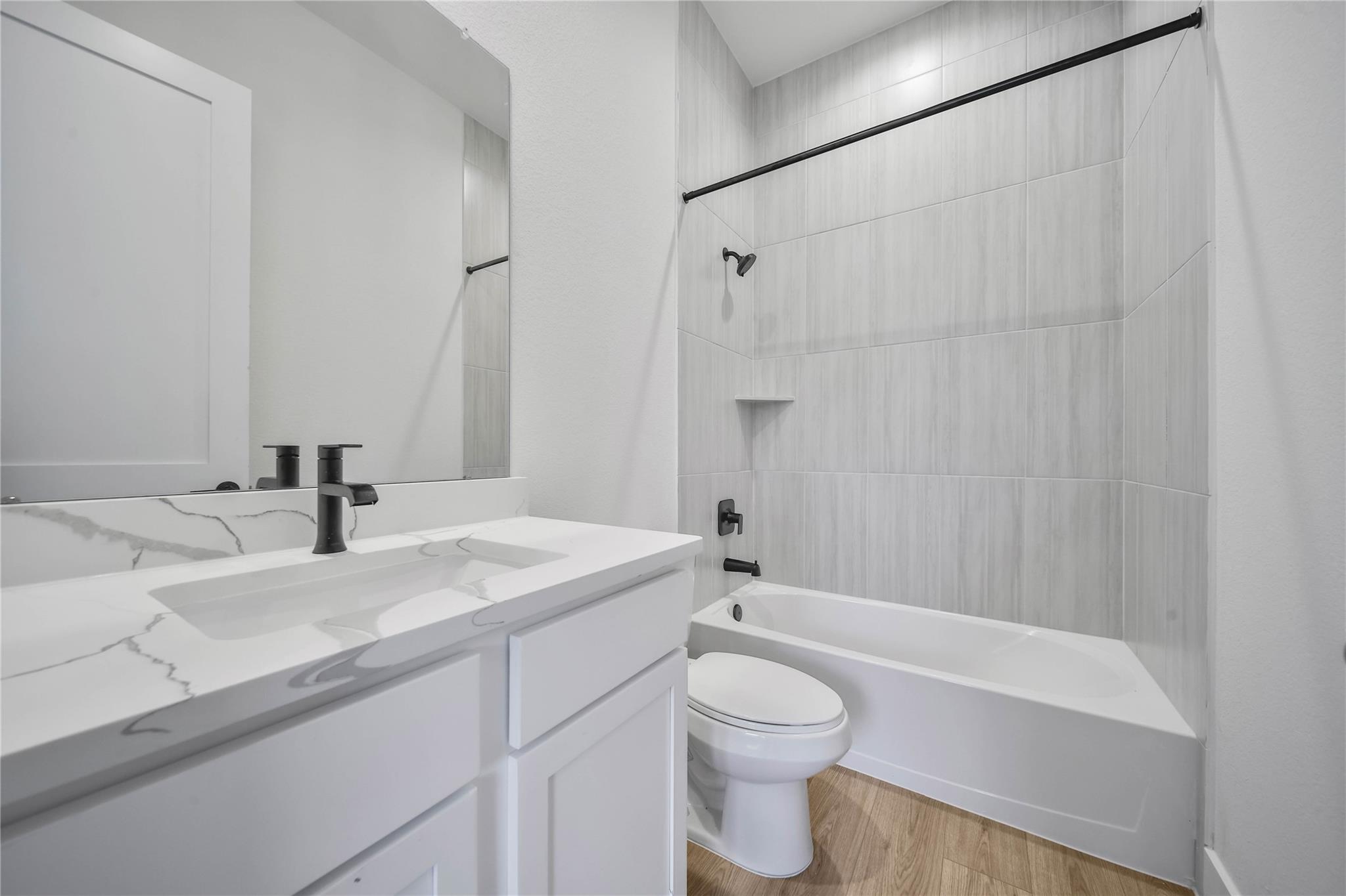 343 Louvenia Court Property Photo 26