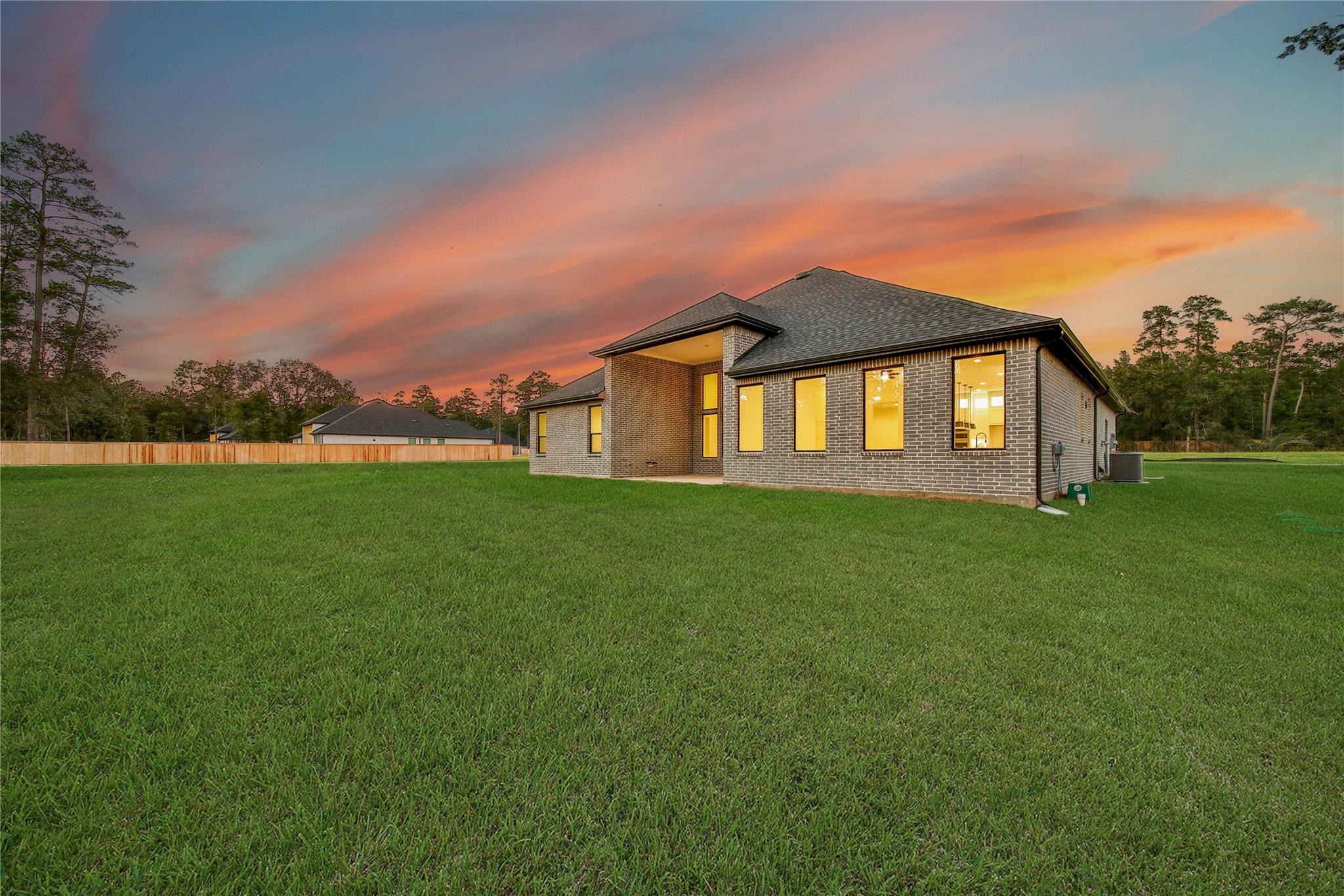 343 Louvenia Court, Pinehurst Tx 77362 Property Photo 38