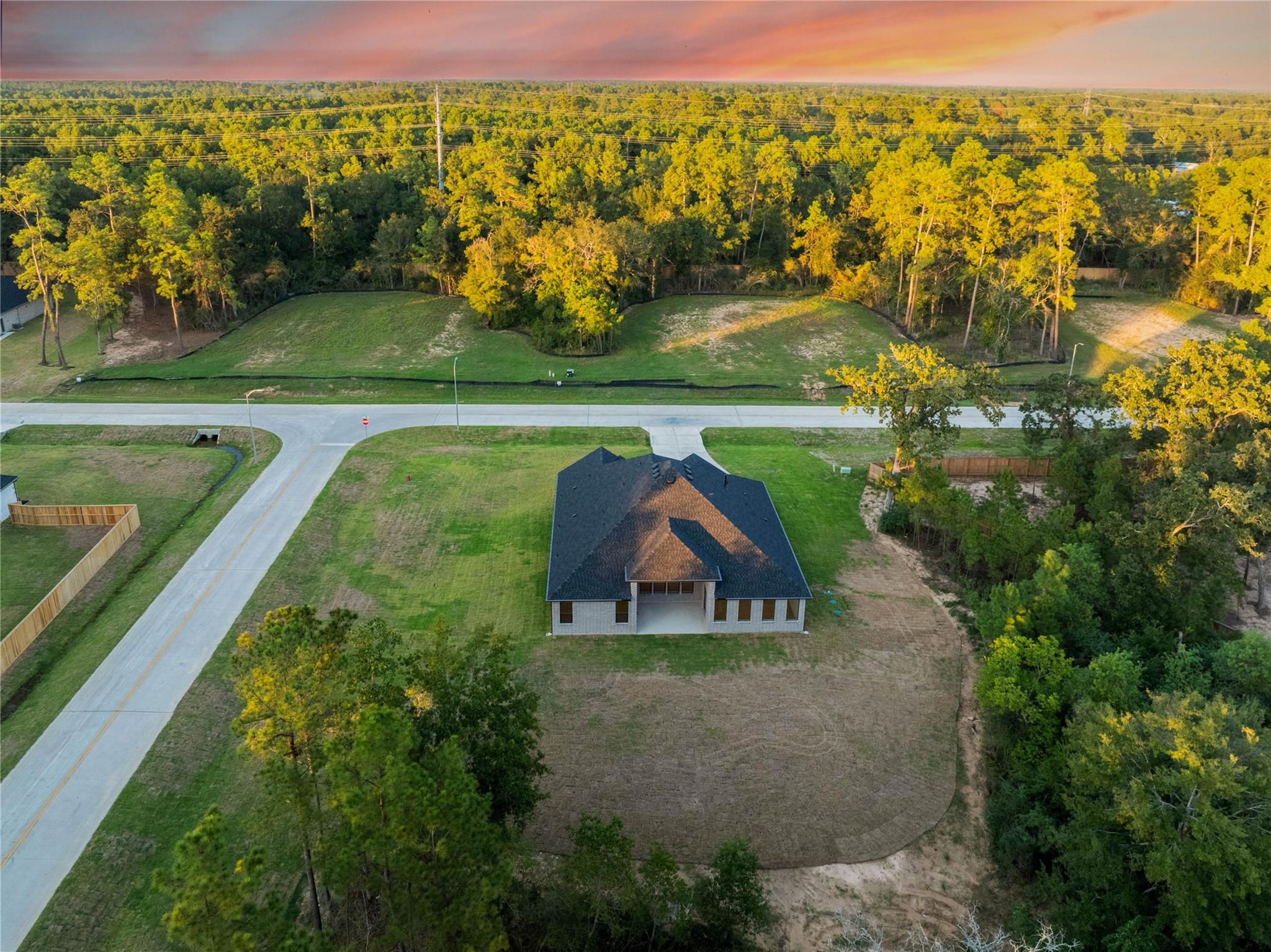 343 Louvenia Court, Pinehurst Tx 77362 Property Photo 48