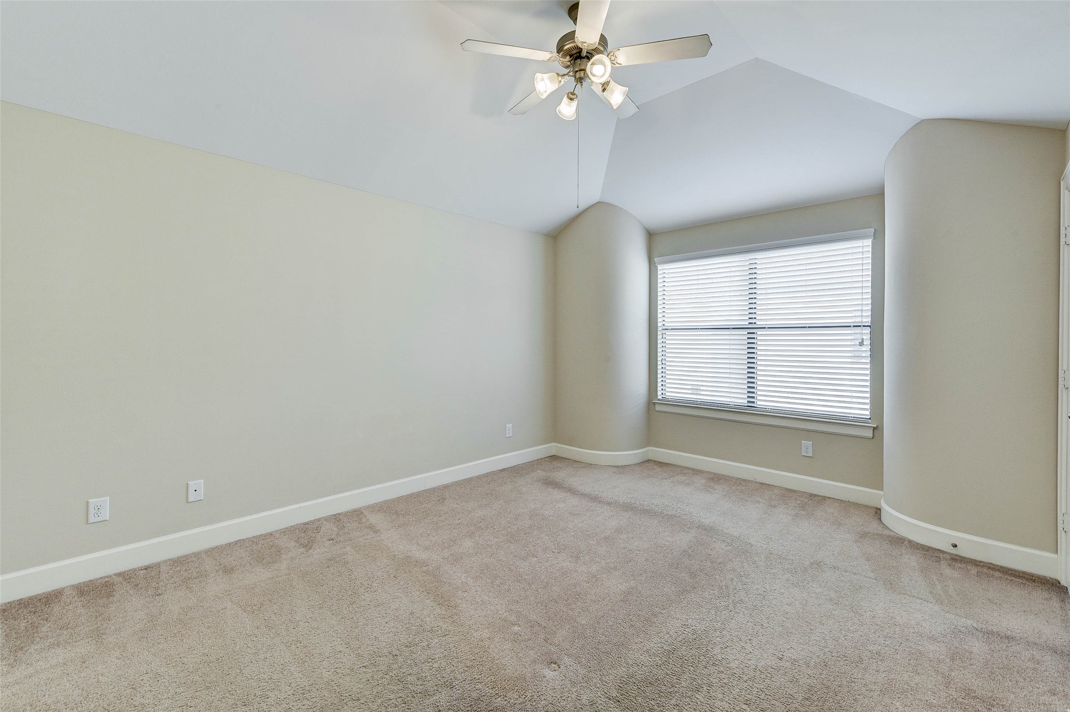 650 Westcross Street 35 Property Photo 37