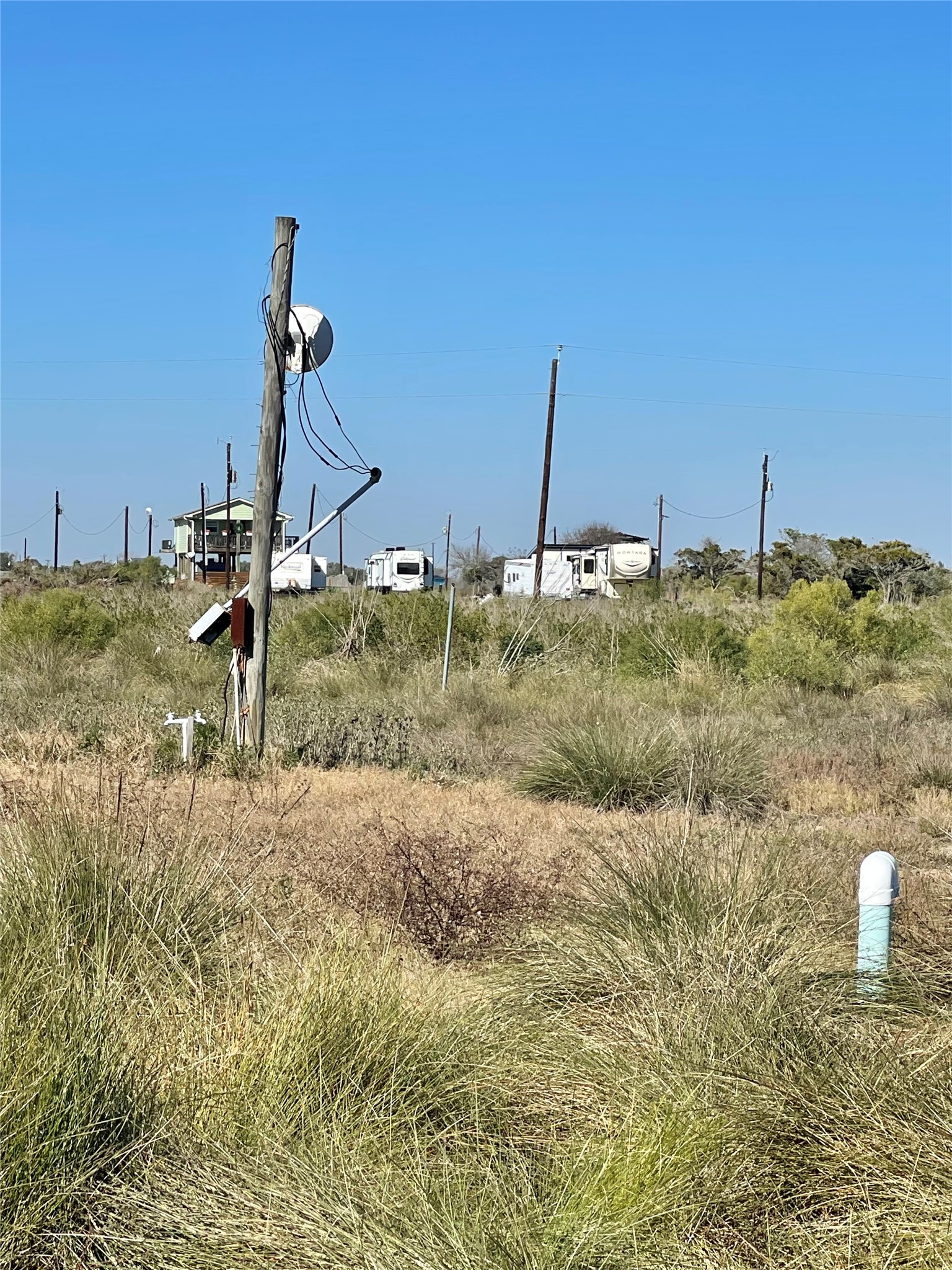 270 Titanic Street Property Photo 5