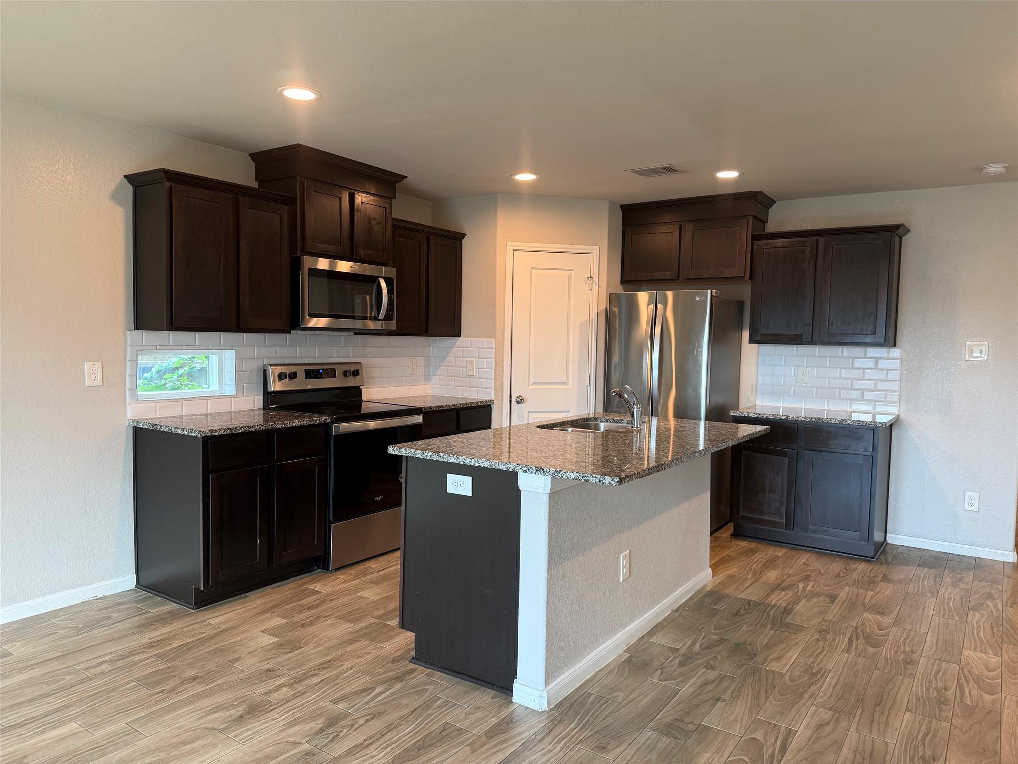 8826 Intervale Street Property Photo 4