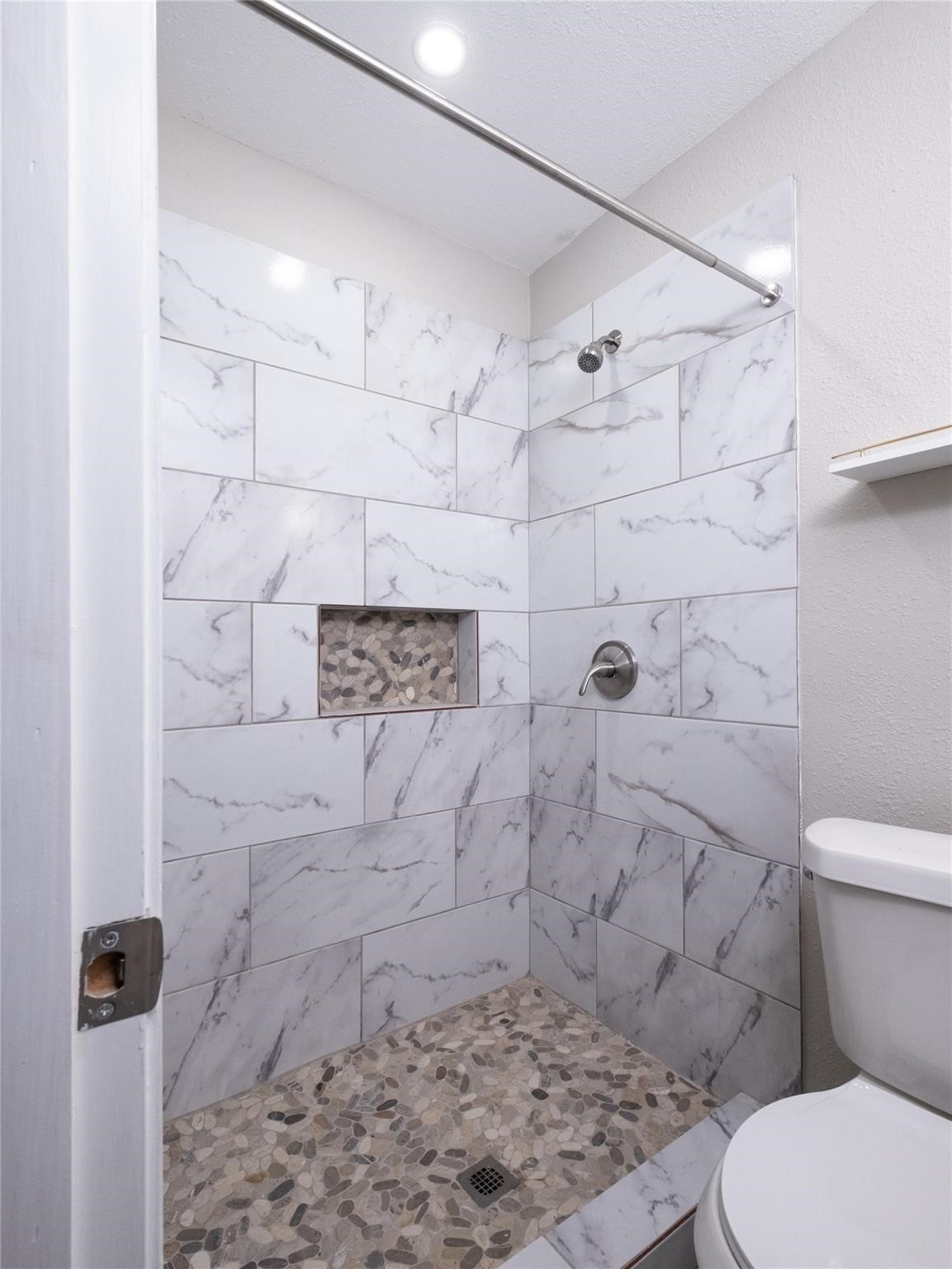 3215 Soway Street Property Photo 11