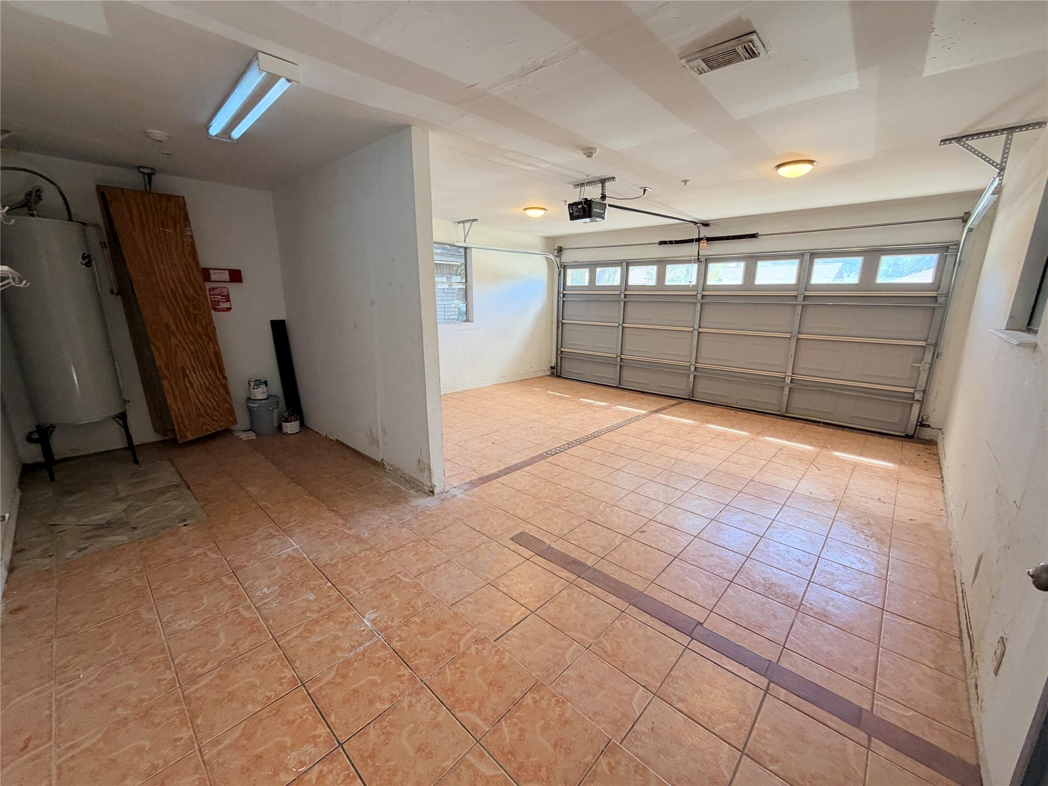 2731 Flintrock Circle Property Photo 25
