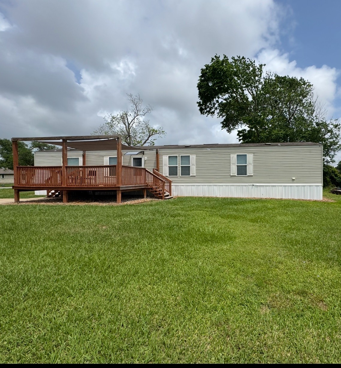 845 Wade Street Property Photo